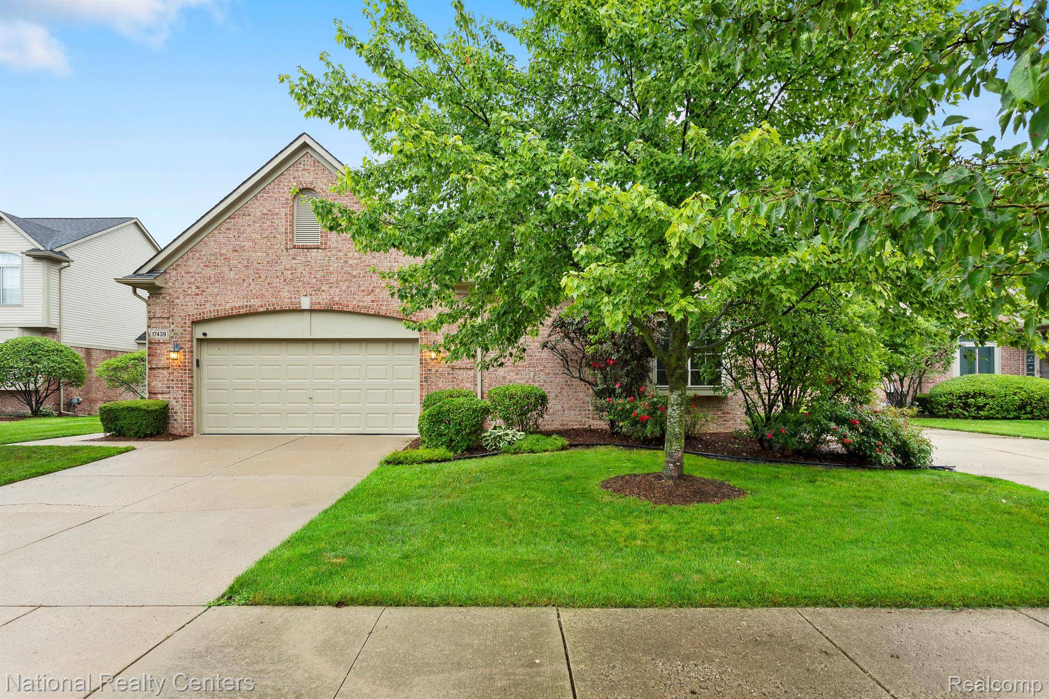 Clinton Township, MI 48038,17447 BRECKENRIDGE DR