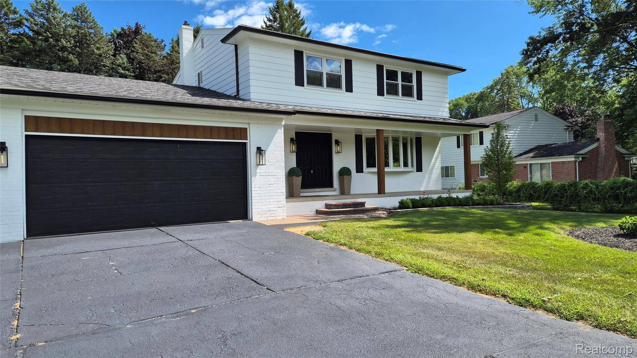 Shelby Twp, MI 48316,54232 MOUND RD