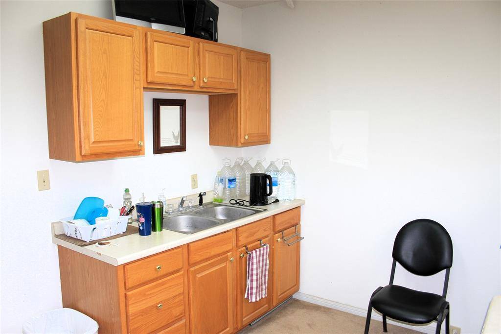 San Saba, TX 76877,101 E Wallace Street