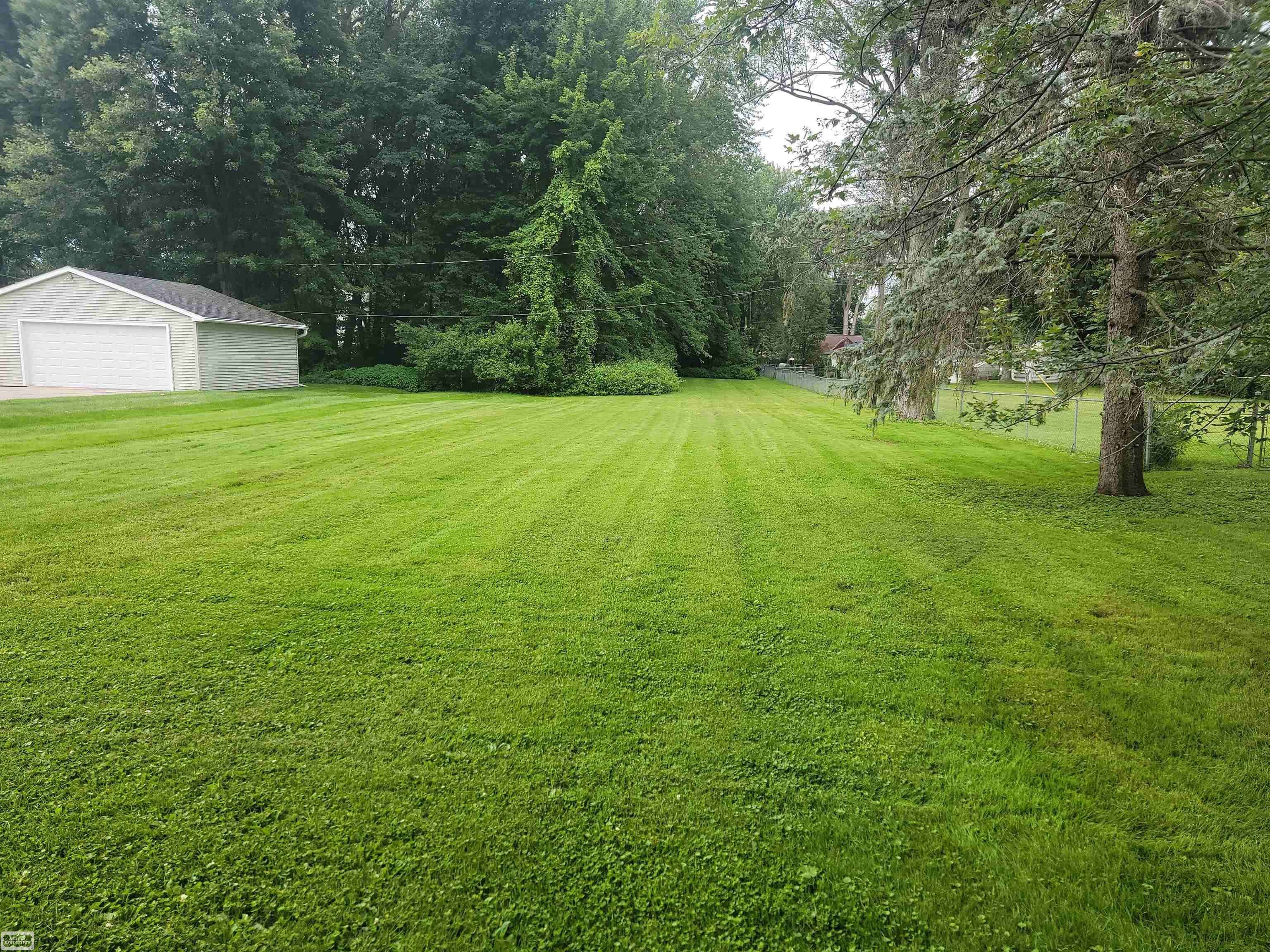 Harrison Twp, MI 48045,37174 Jefferson AVE