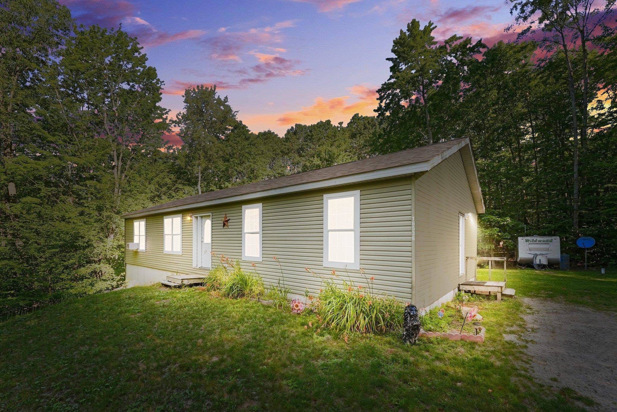 Beulah, MI 49617,16536 Acorn Ridge TRL