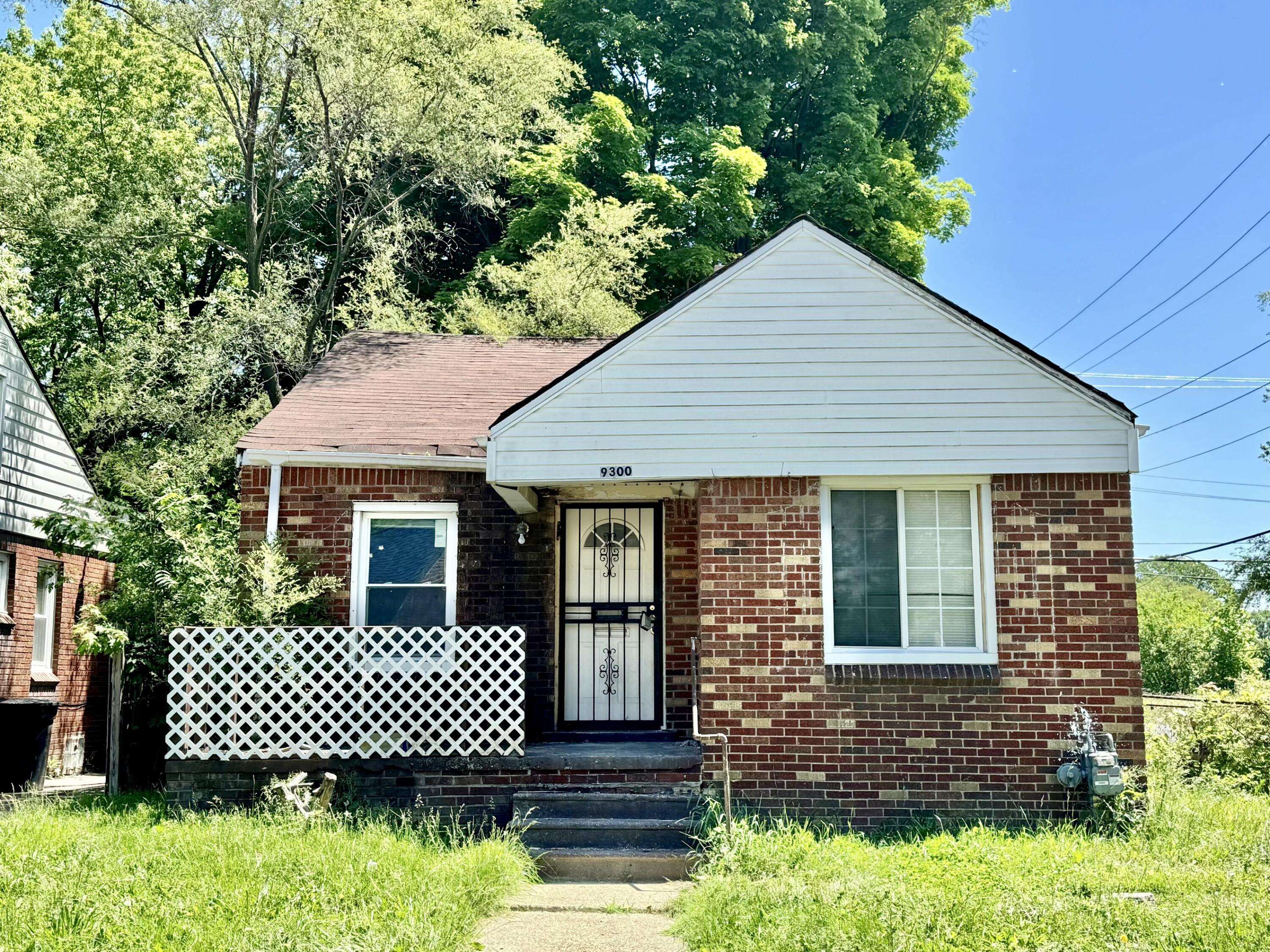 Detroit, MI 48228,9300 Abington AVE