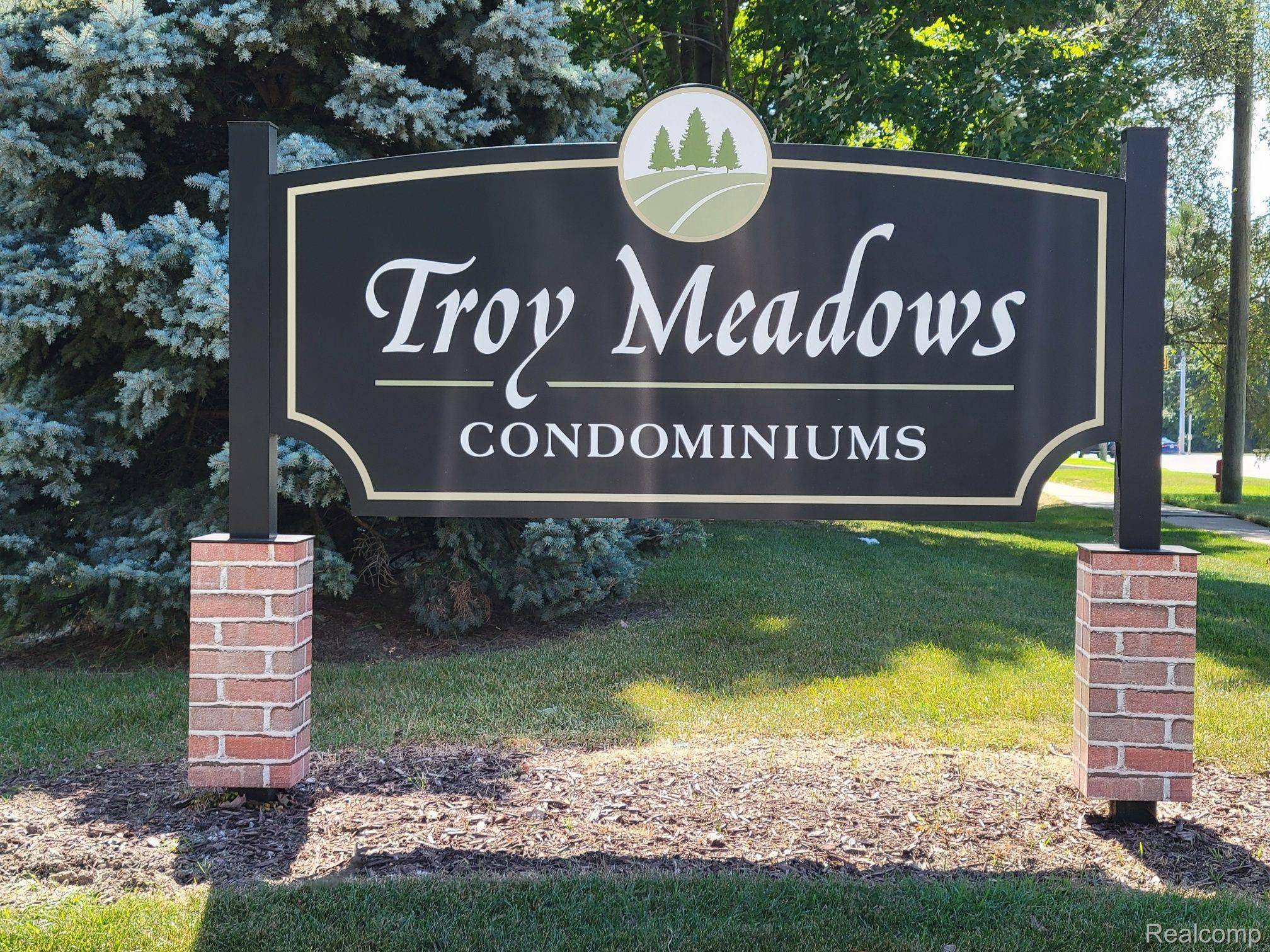 Sterling Heights, MI 48310,4068 APRIL LN