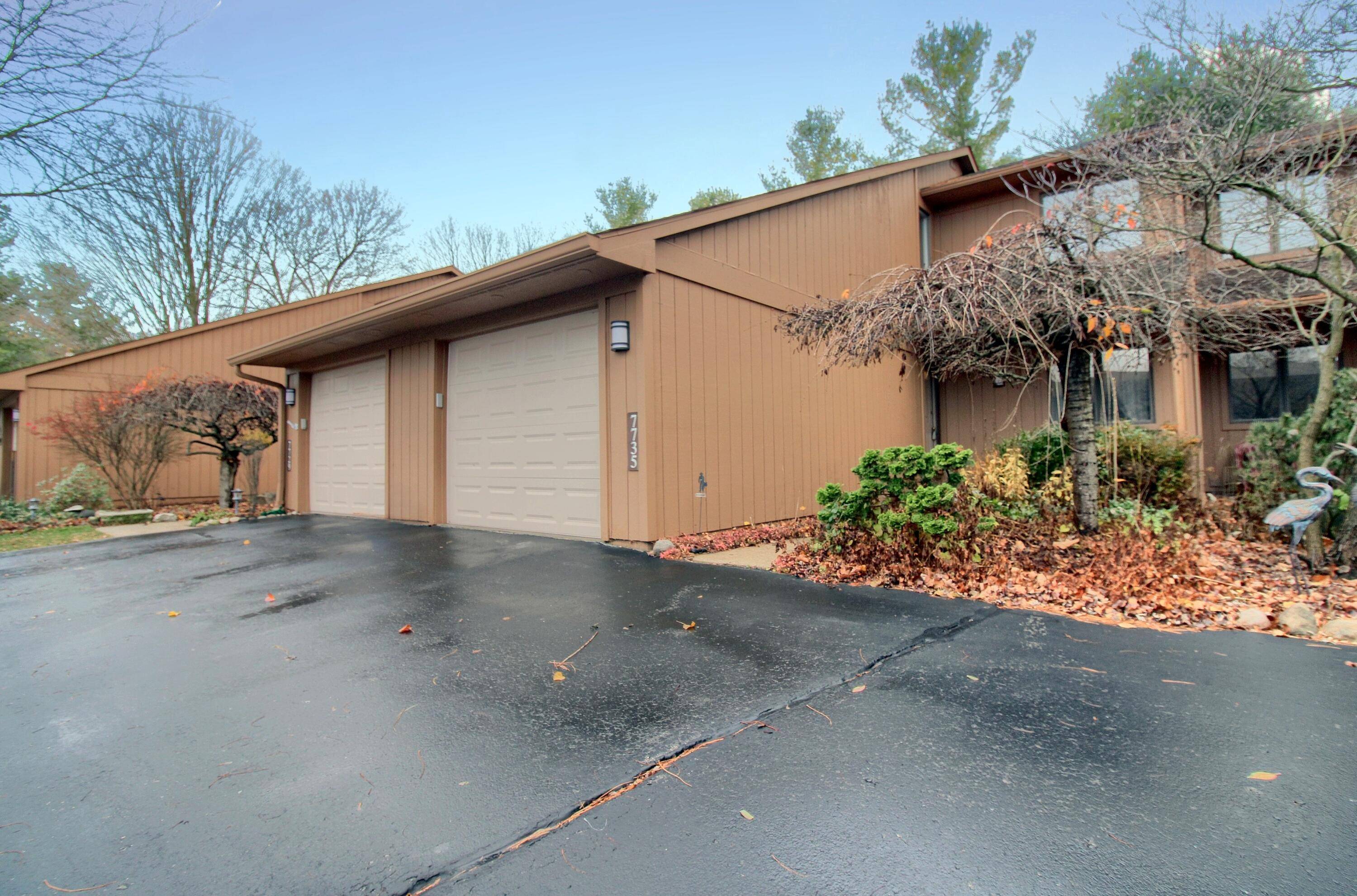 Dexter, MI 48130,7735 Cottonwood LN