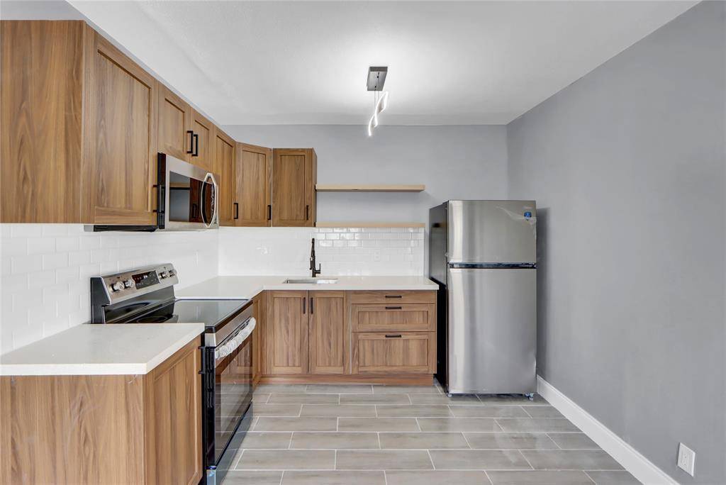 Boca Raton, FL 33432,260 NW 19th St #1