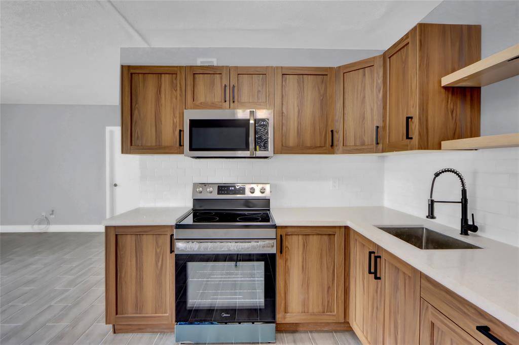 Boca Raton, FL 33432,260 NW 19th St #1