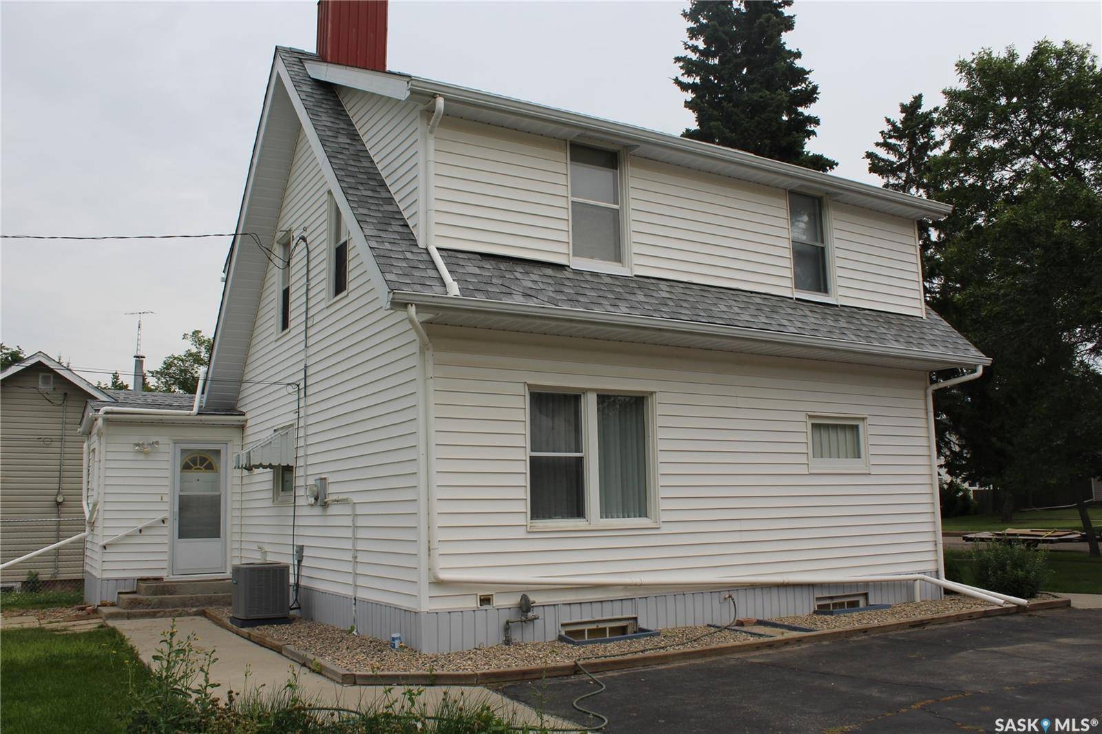 Wilkie, SK S0K 4W0,305 Main STREET