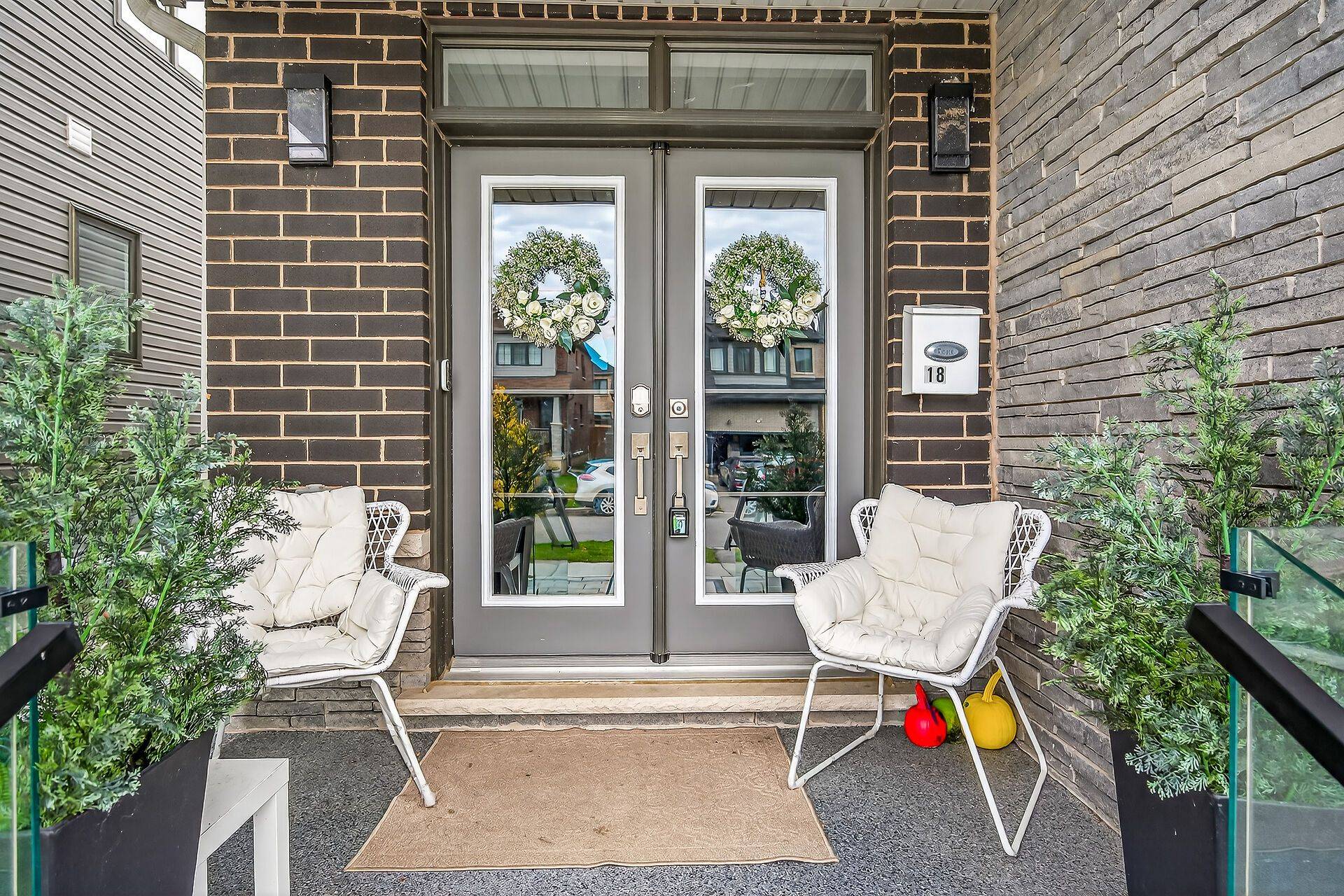 Haldimand, ON N3W 0C7,18 Lise LN