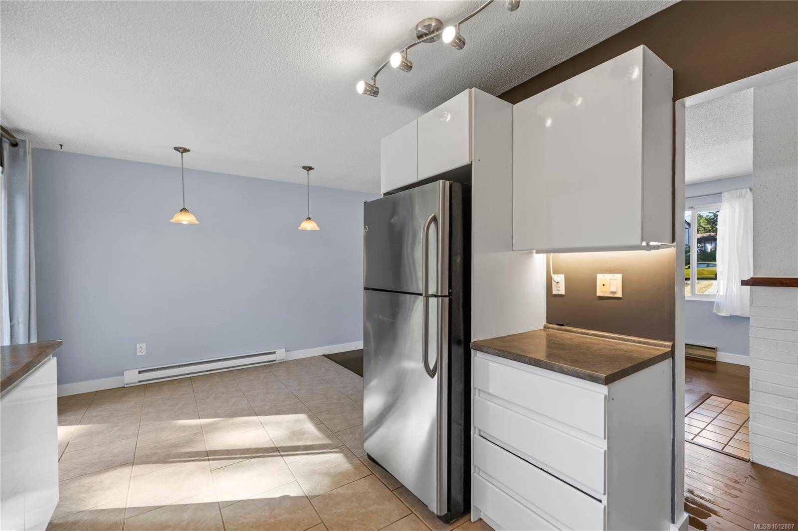 Nanaimo, BC V9T 3X5,3731 Caldwell St