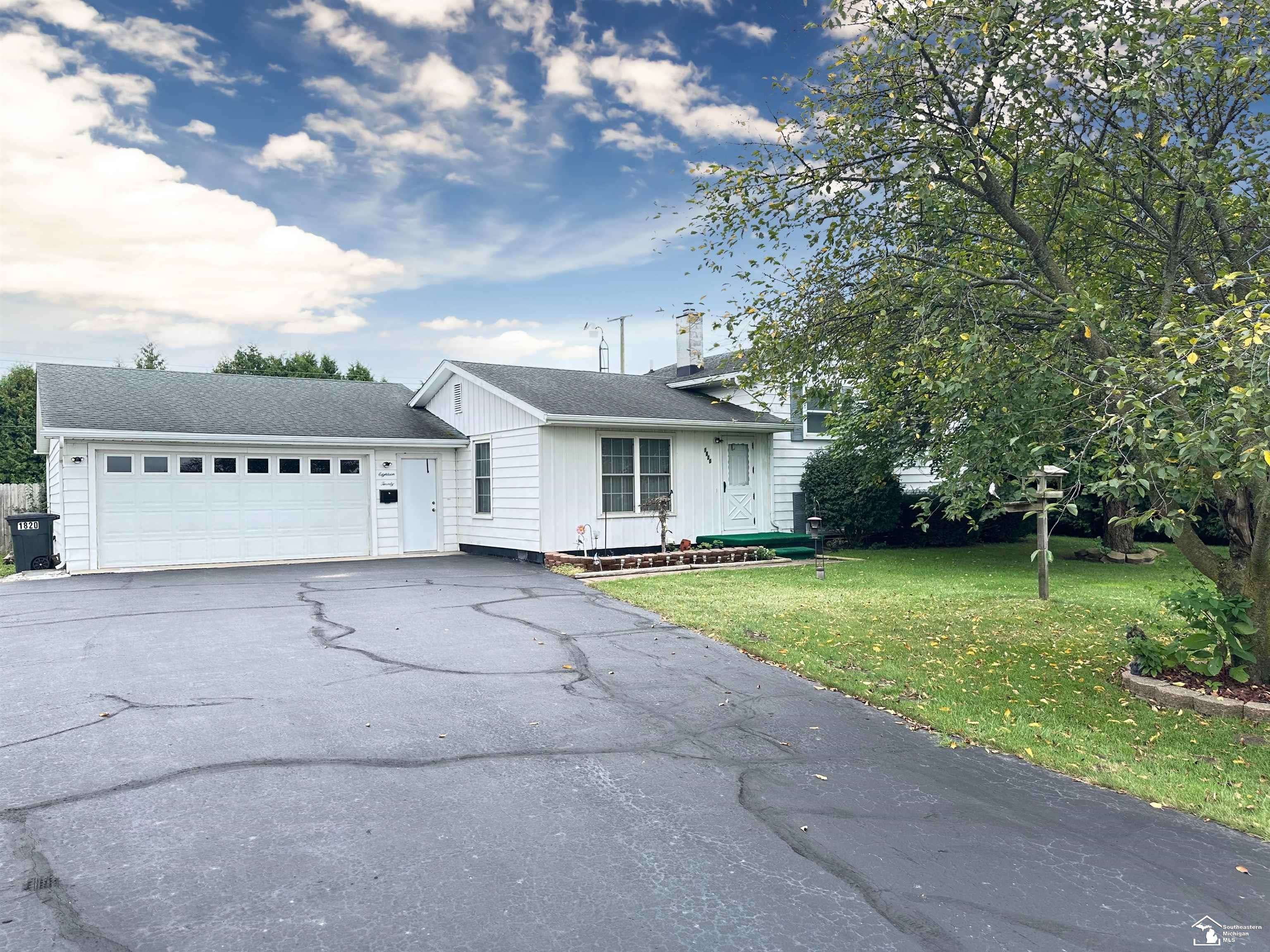 Monroe, MI 48162,1820 Sheick RD