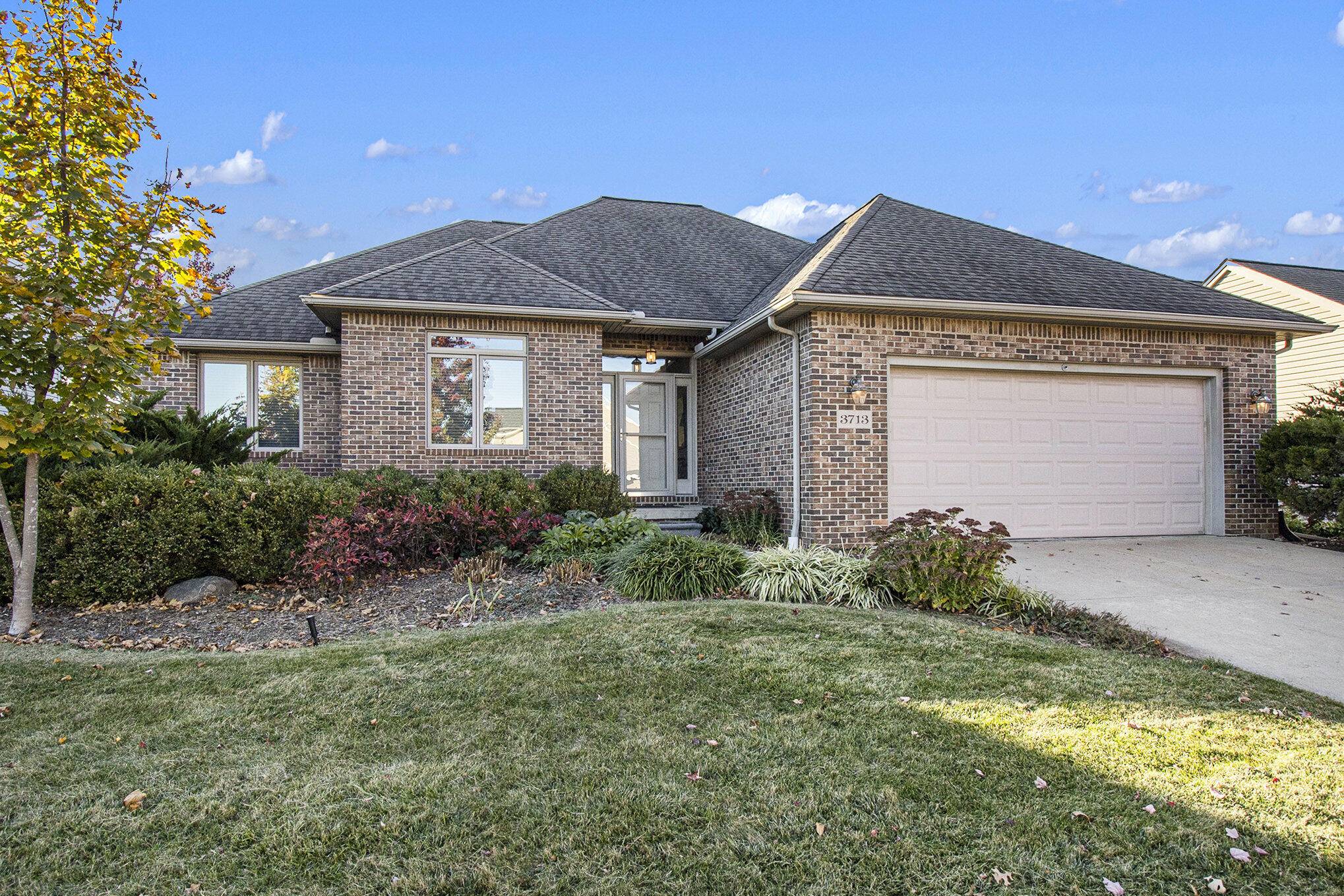 Dexter, MI 48130,3713 Bristol DR