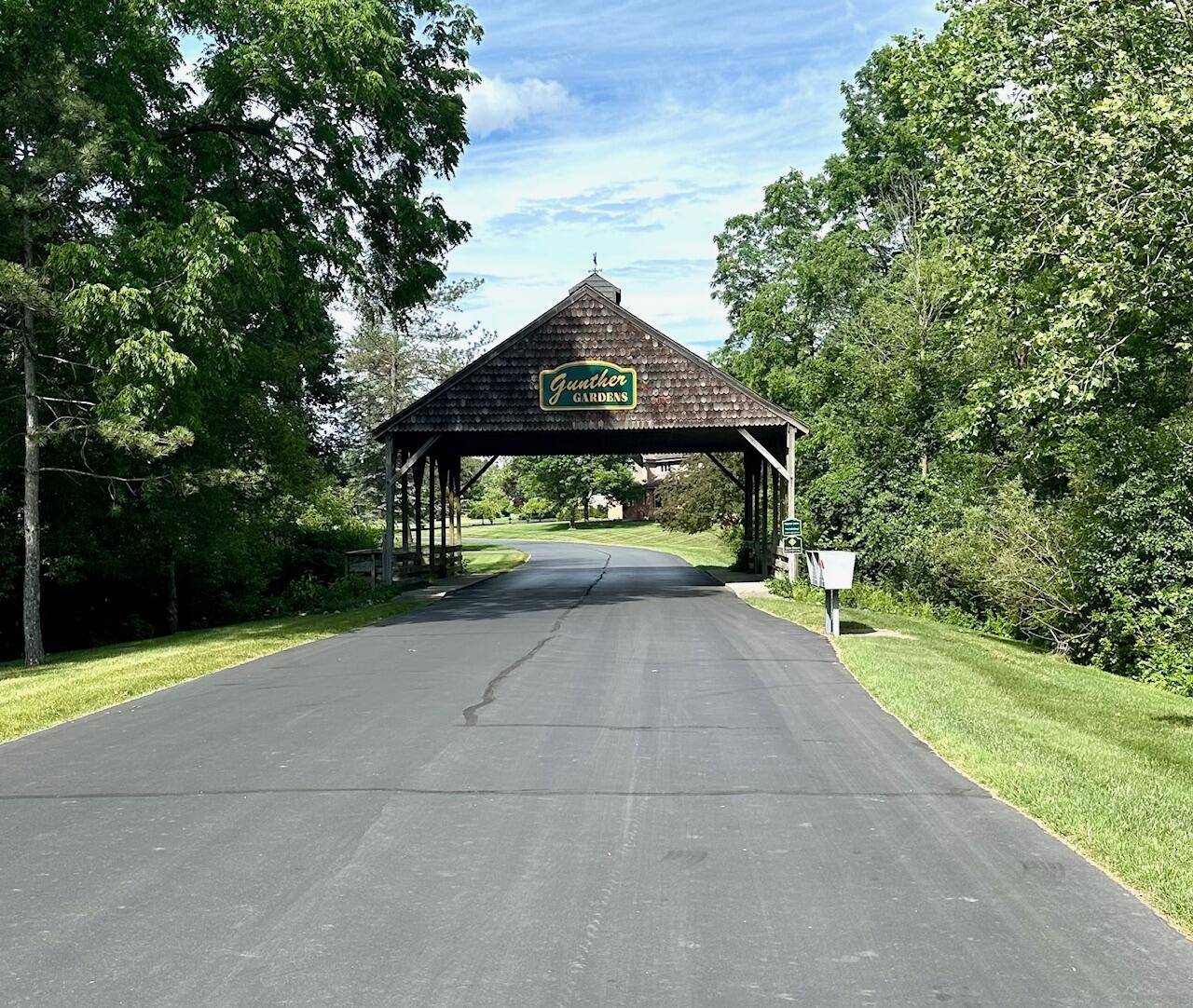 Saline, MI 48176,71 Gunther CT