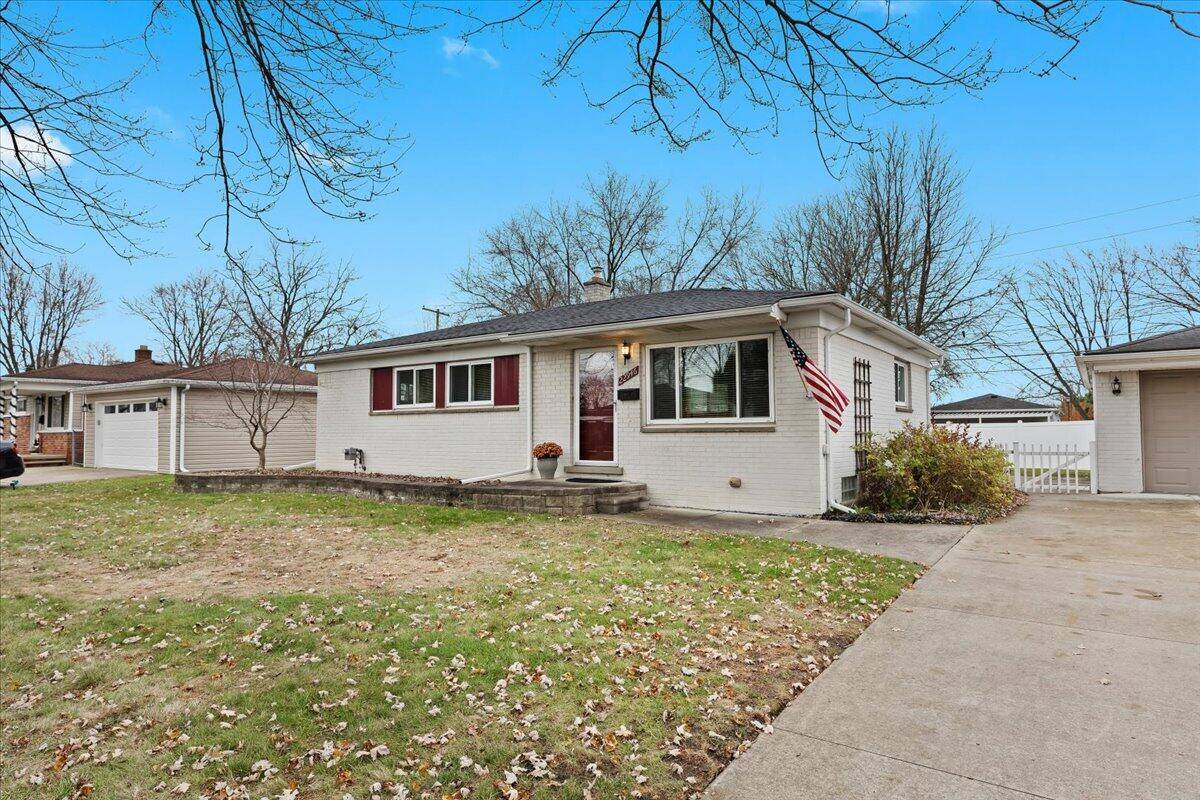 Clinton Twp, MI 48035,22946 Katzman ST