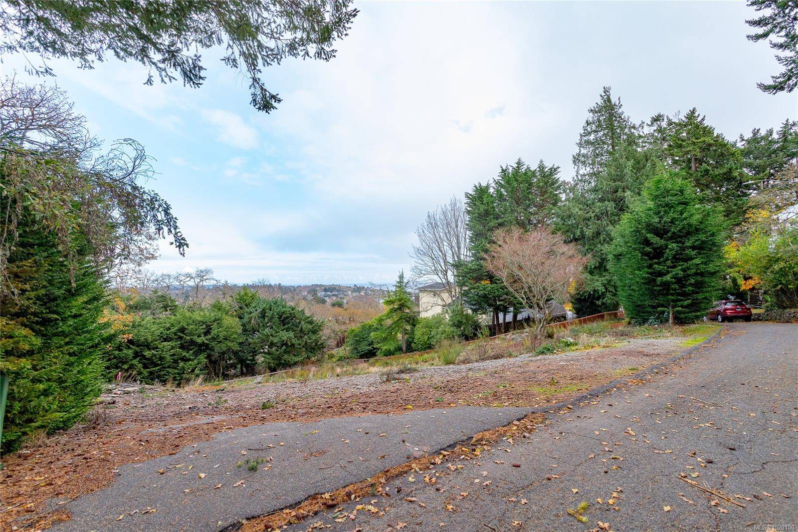 Oak Bay, BC V8S 2K8,24 Sylvan Lane #Lot A