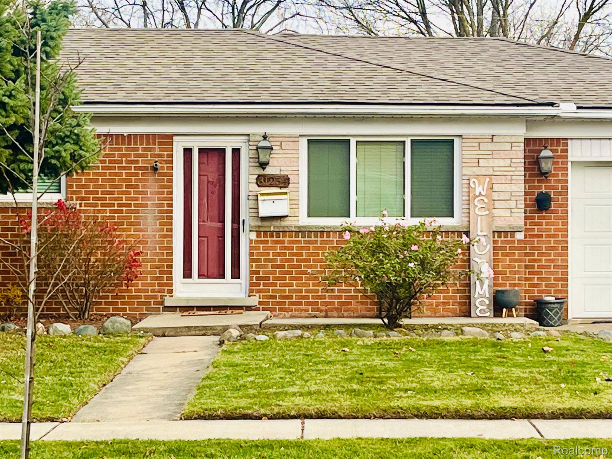 Warren, MI 48088,31254 TECLA DR