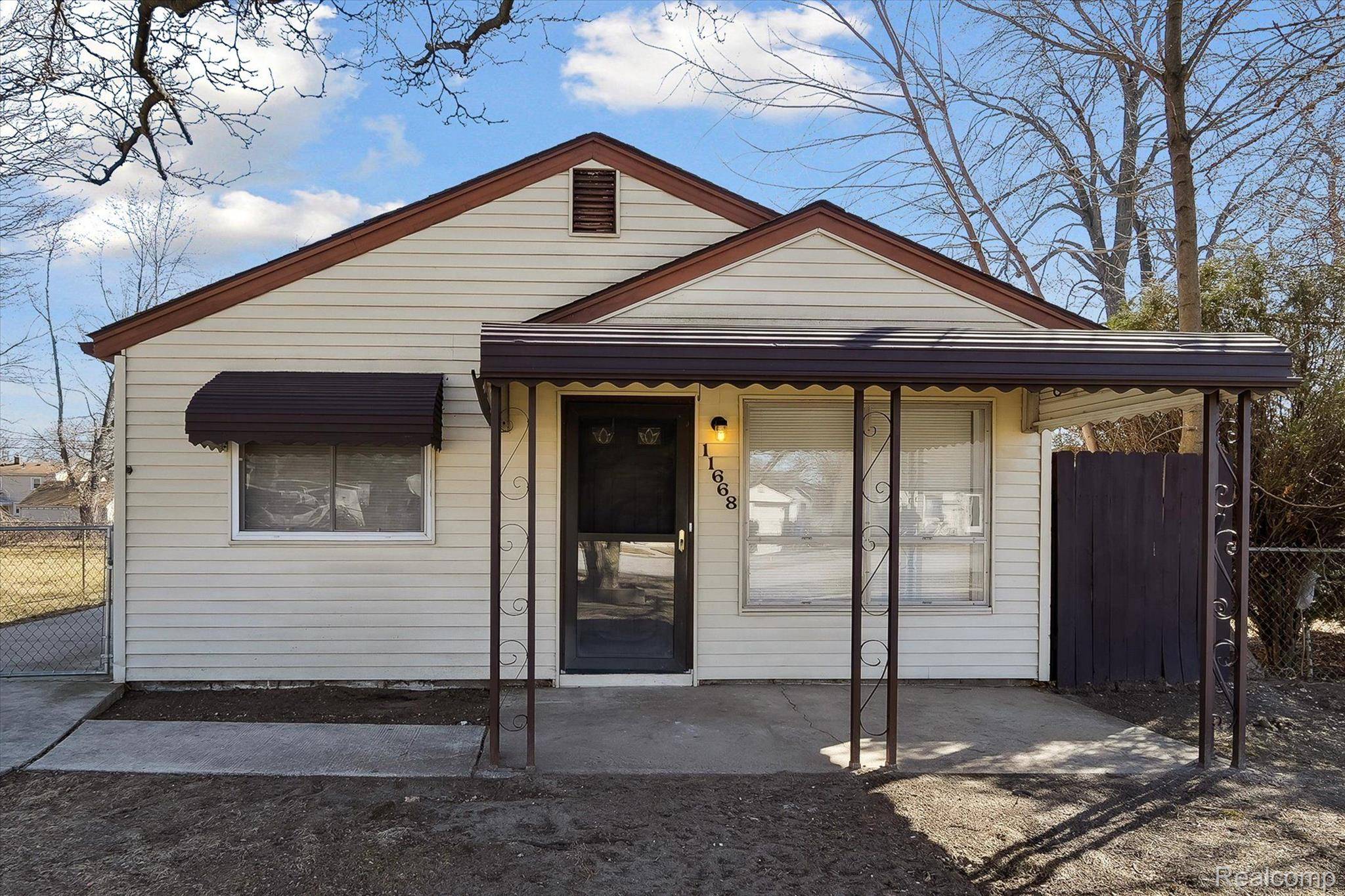 Redford, MI 48239,11668 BERWYN