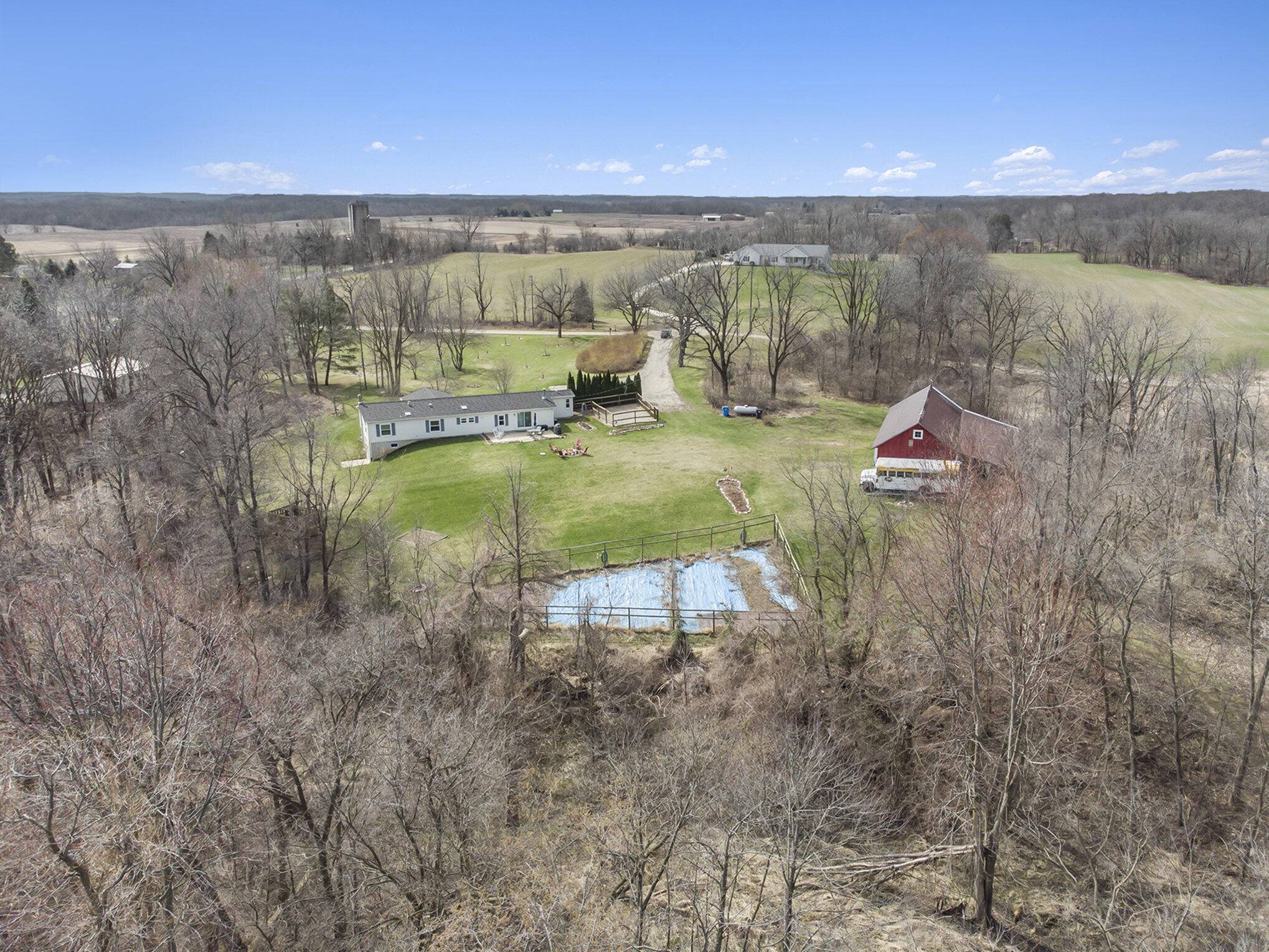 Manchester, MI 48158,10945 Koebbe RD