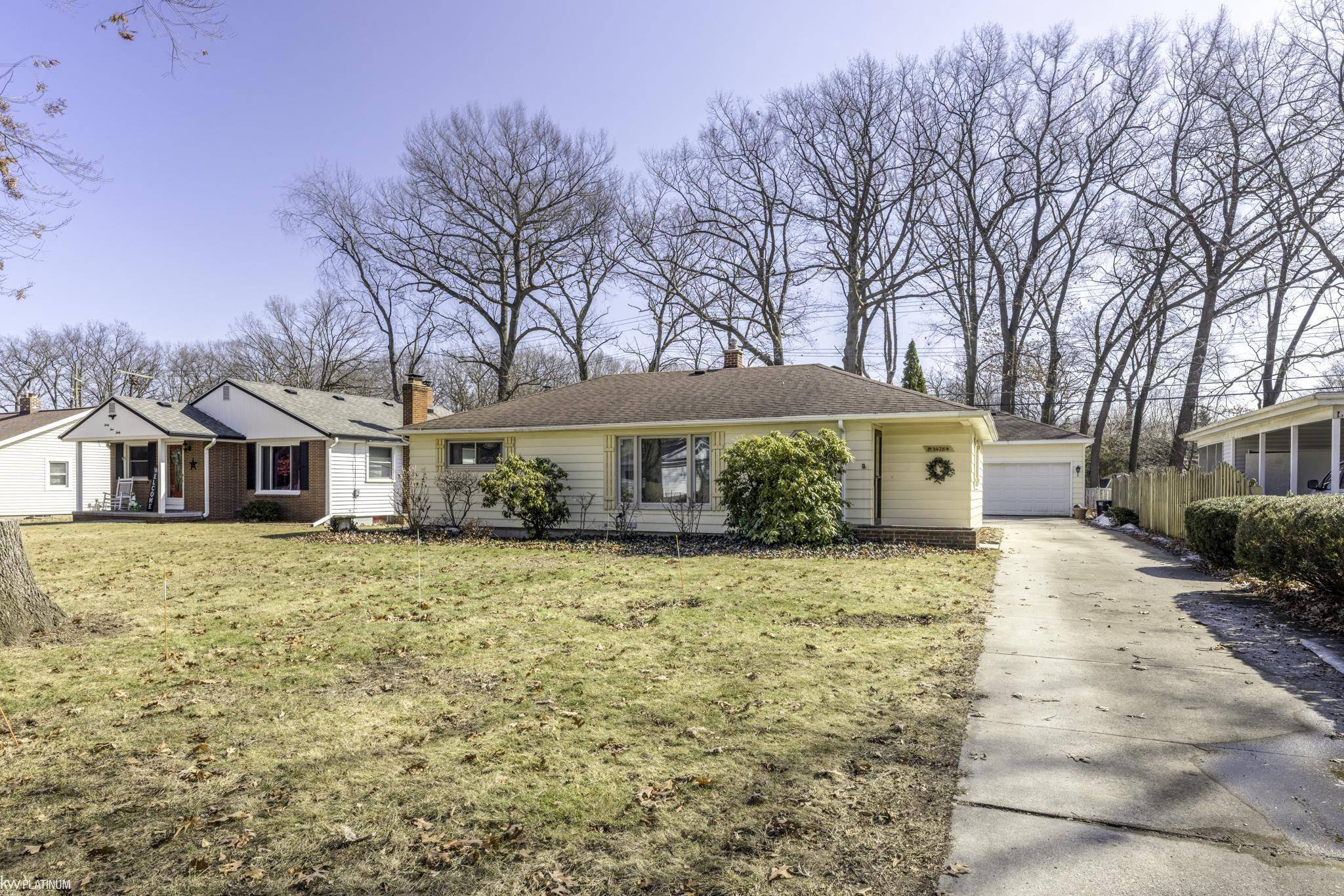 Port Huron, MI 48060,3428 Riverside DR