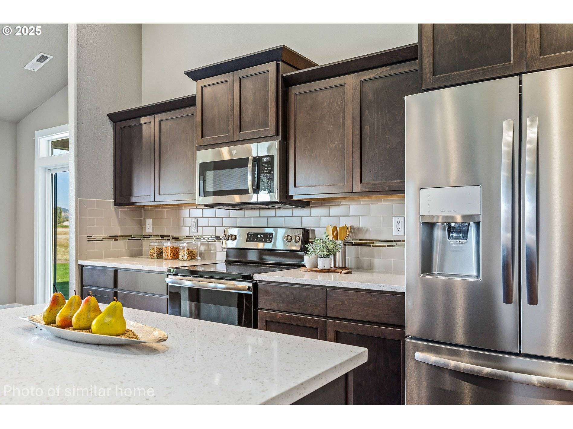 Eugene, OR 97405,0 Sutherlin LN #01100