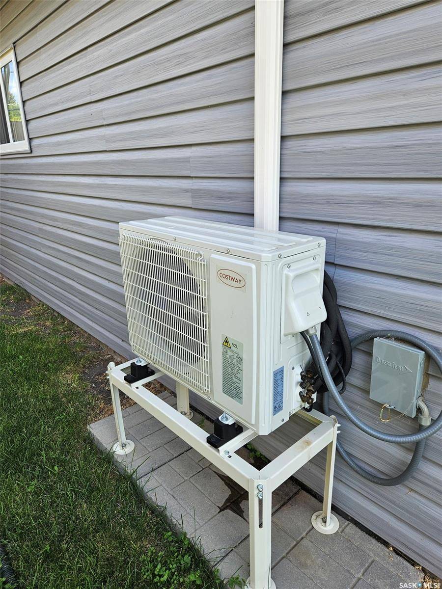 Arcola, SK S0C 0G0,316 Clare STREET