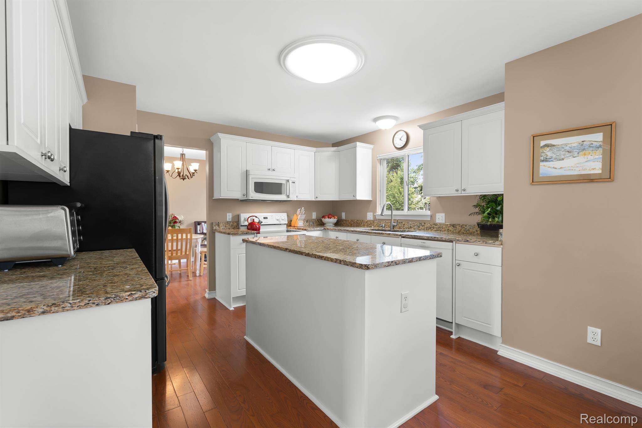 Howell, MI 48855,1826 OAK SQUIRE LN