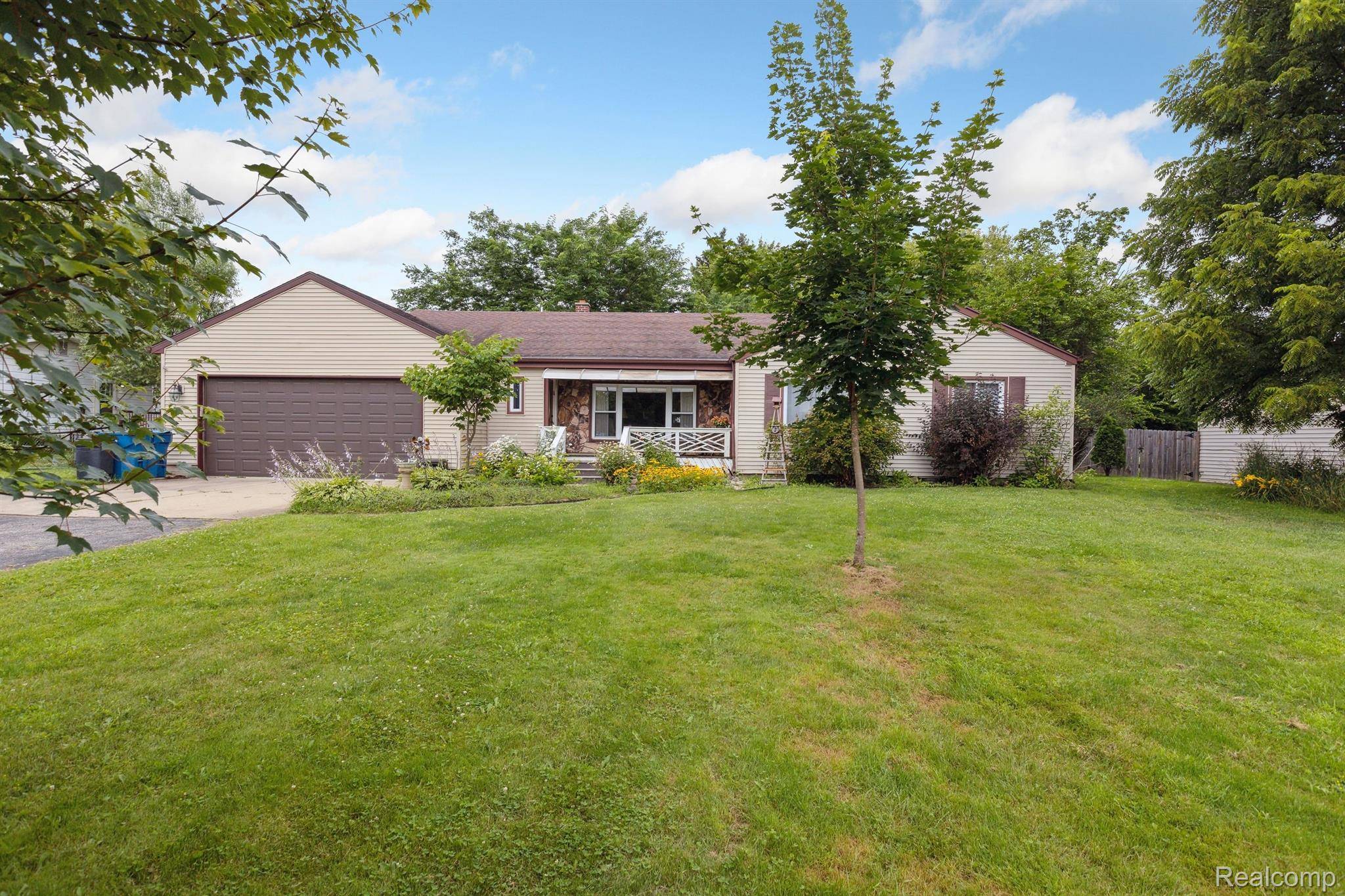 Flushing, MI 48433,1431 N SEYMOUR RD