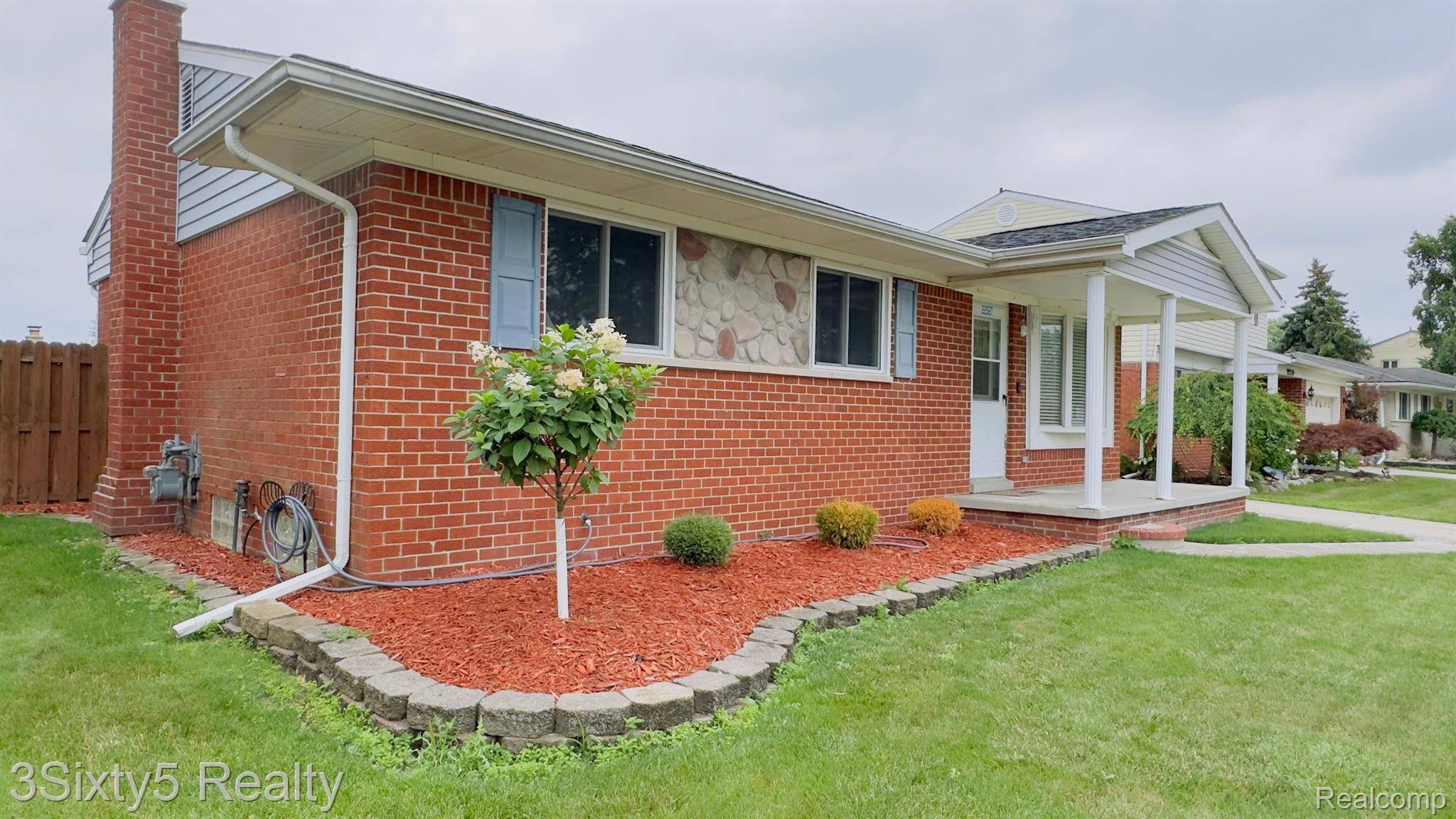 Woodhaven, MI 48183,22527 DEVONSHIRE ST