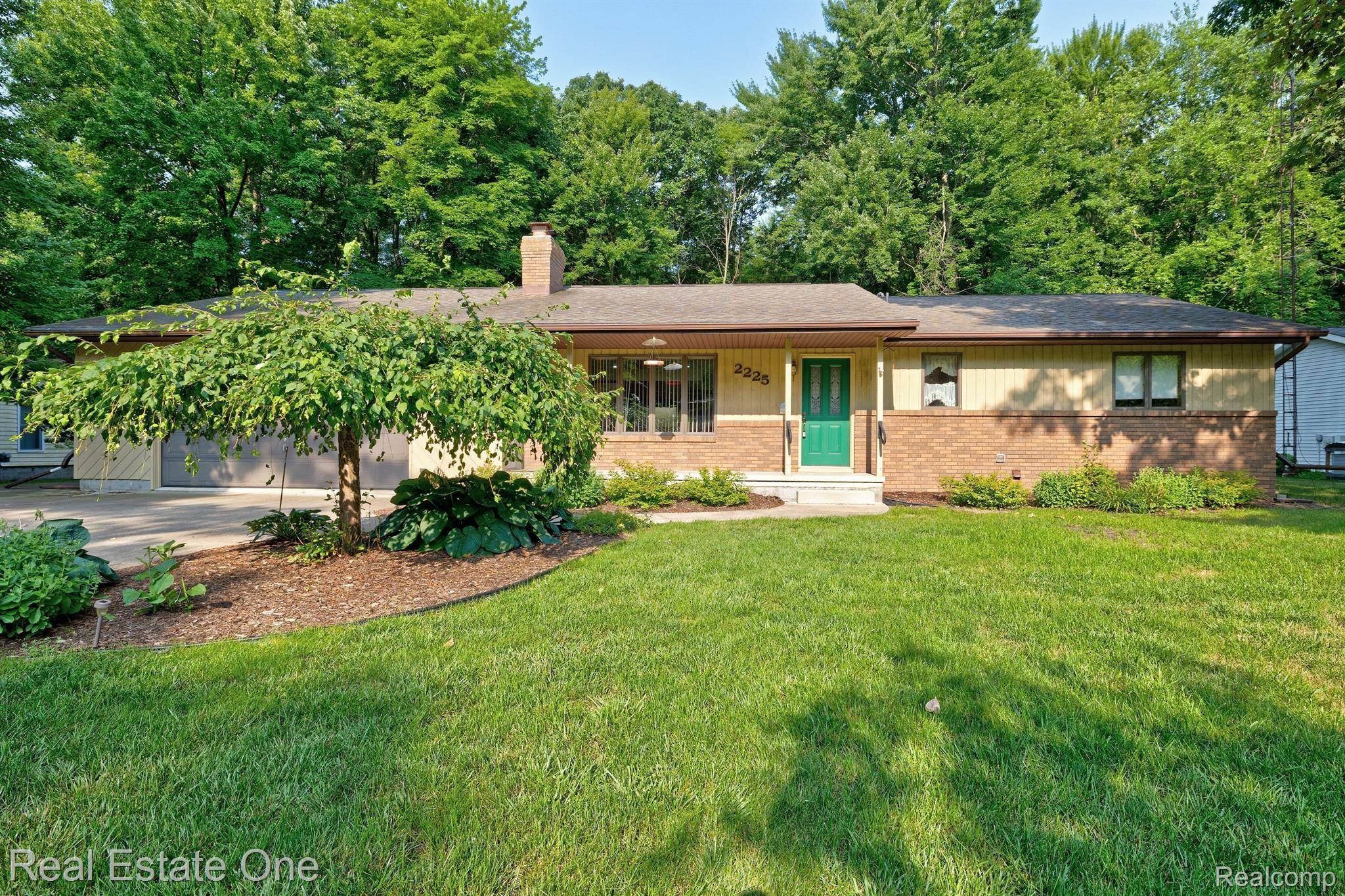 Sanford, MI 48657,2225 LYNN RD