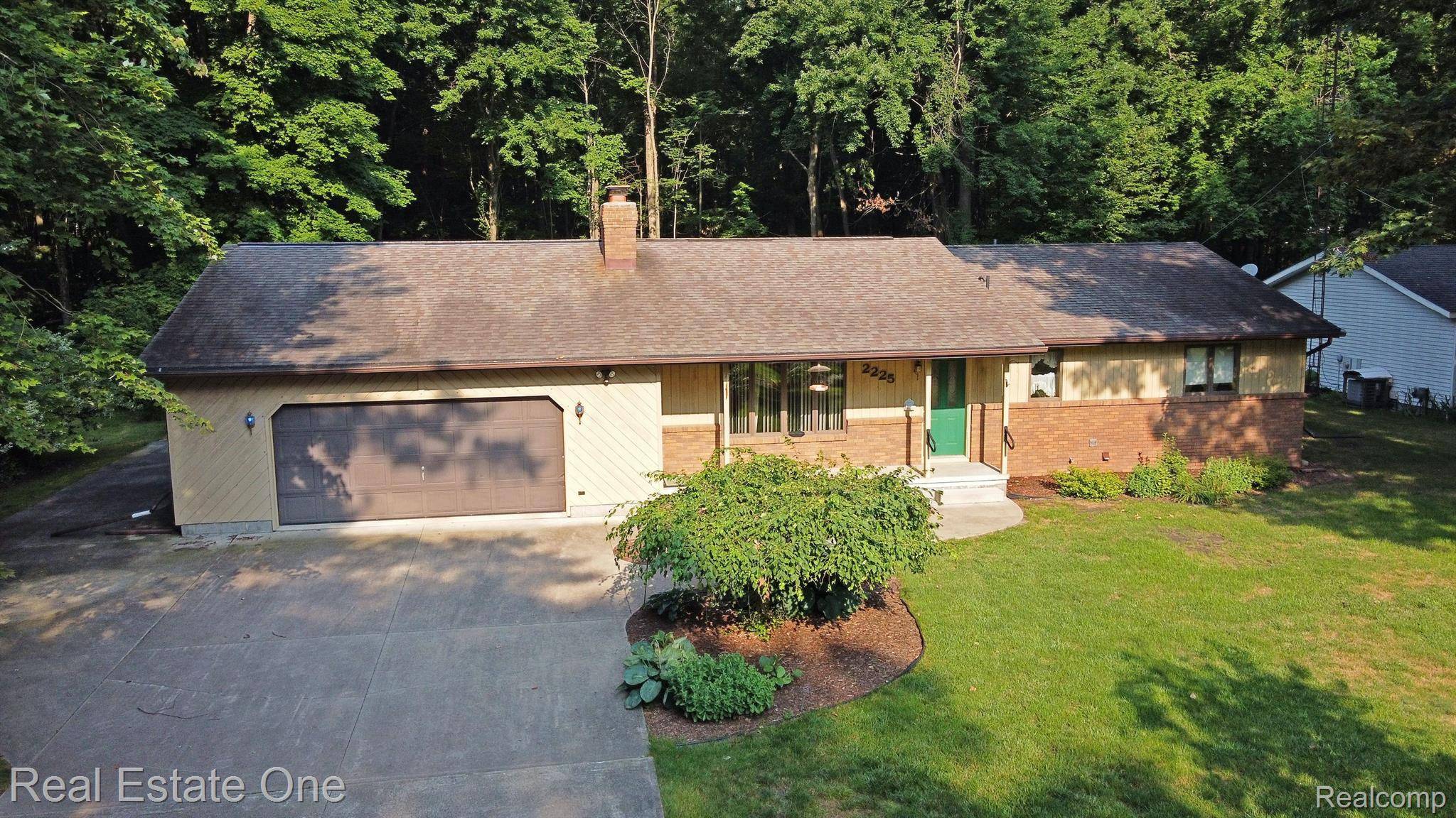 Sanford, MI 48657,2225 LYNN RD