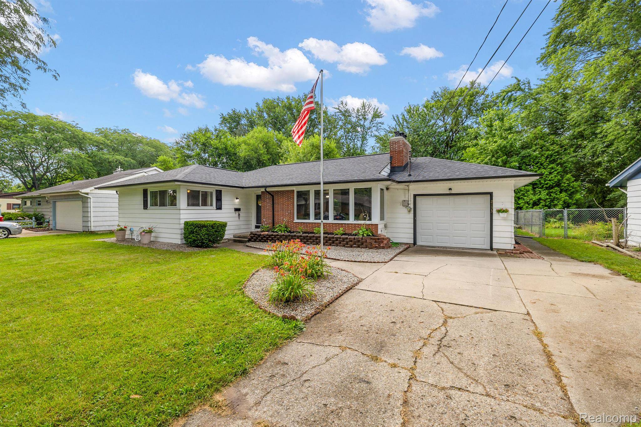 Saginaw, MI 48602,2153 HEATHER LN