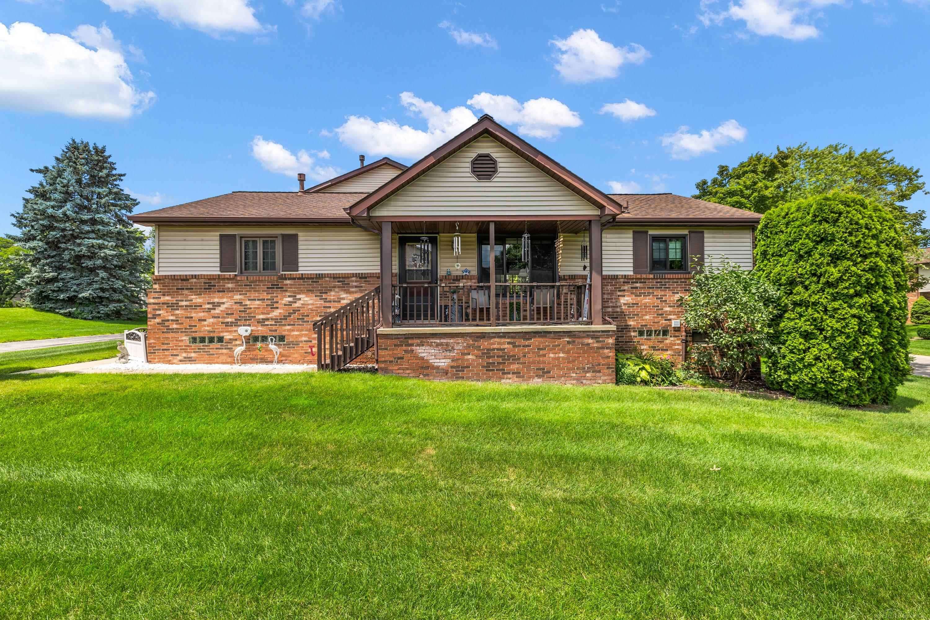 Rochester Hills, MI 48307,2322 London Bridge DR