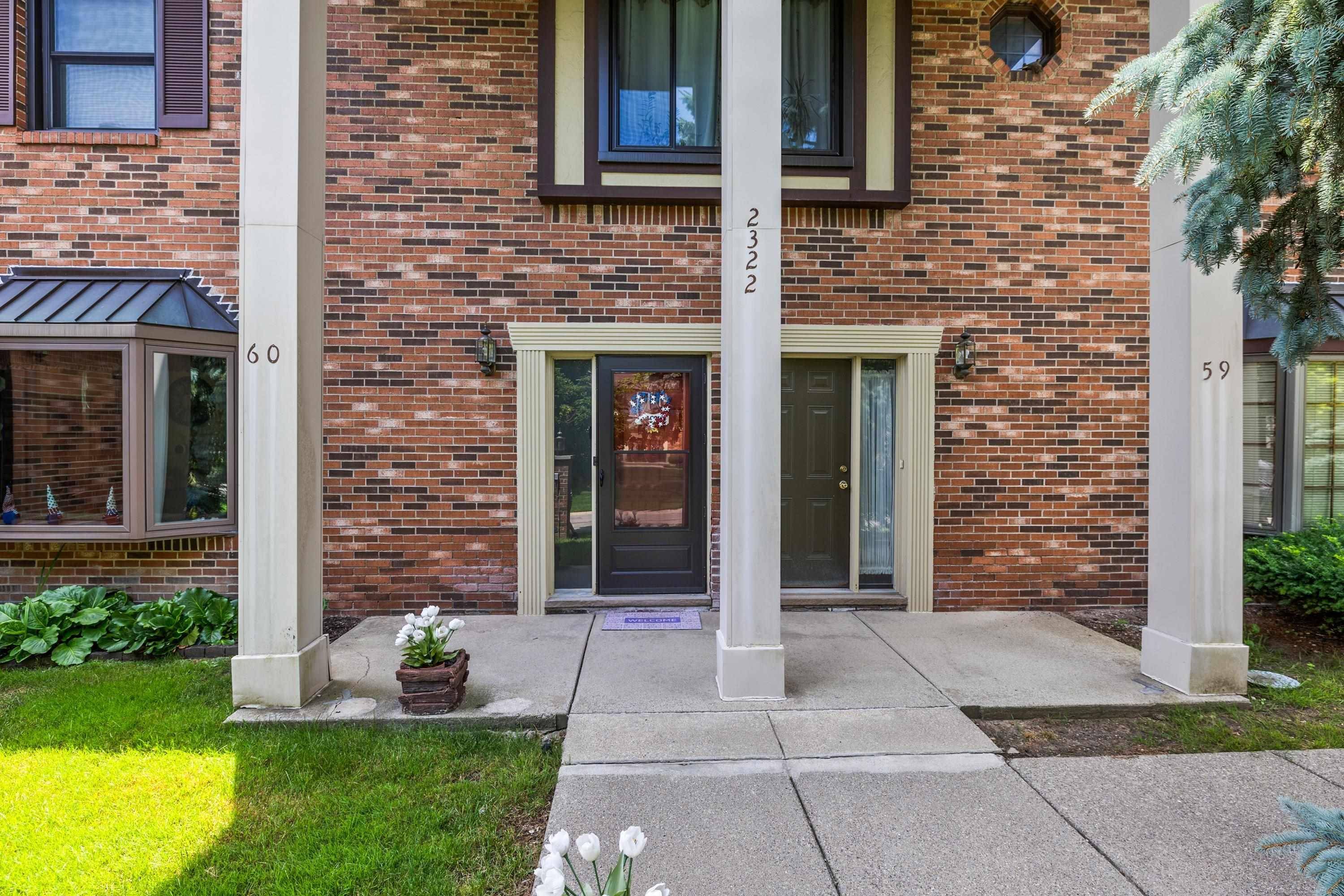 Rochester Hills, MI 48307,2322 London Bridge DR