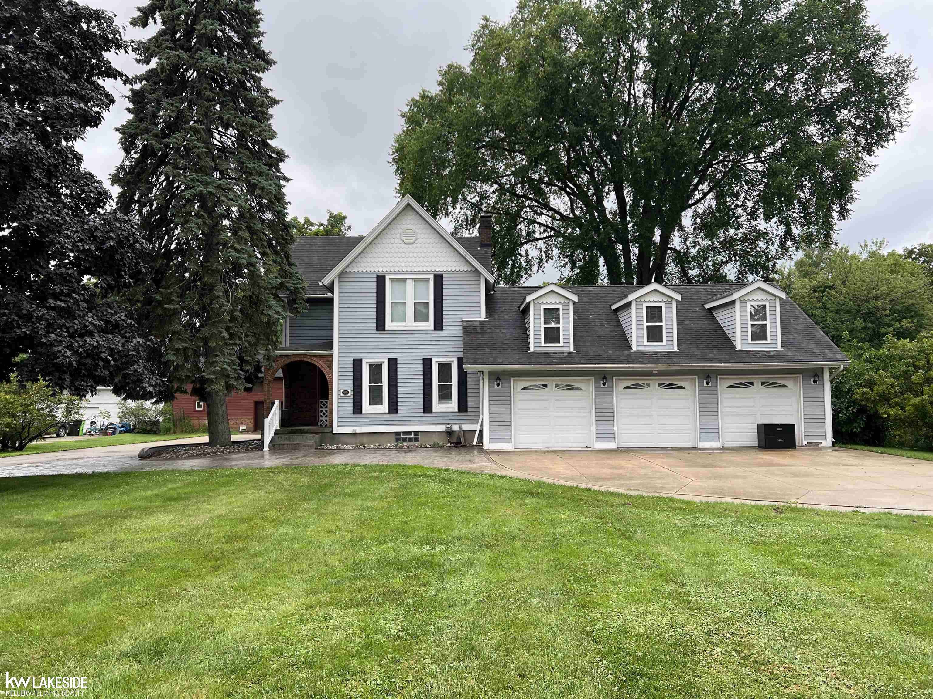 Sterling Heights, MI 48314,8224 Clinton River RD