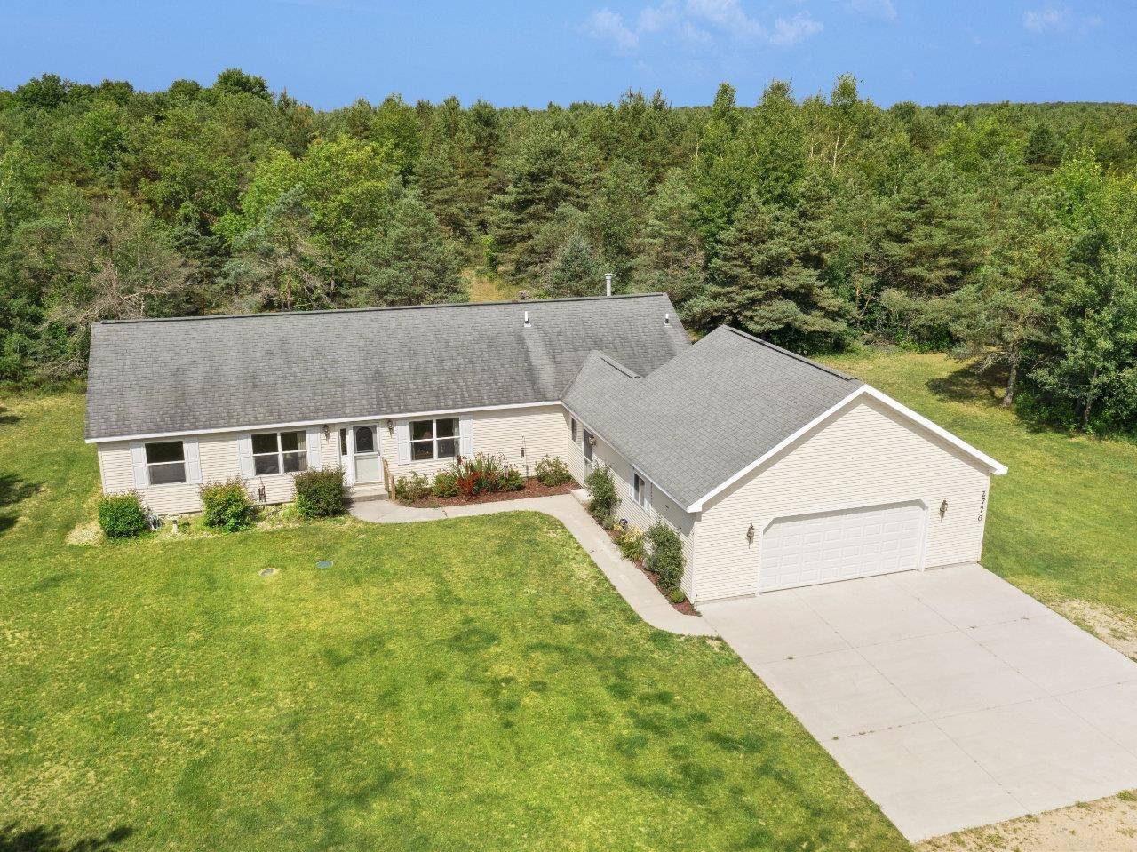 Interlochen, MI 49643,2770 Mohawk TRCE