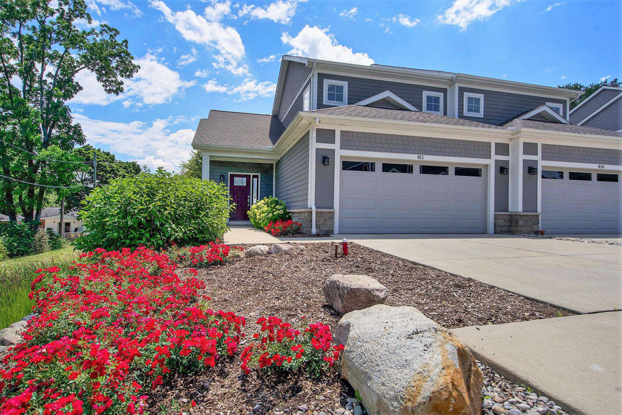 Saline, MI 48176,108 E Henry ST #811