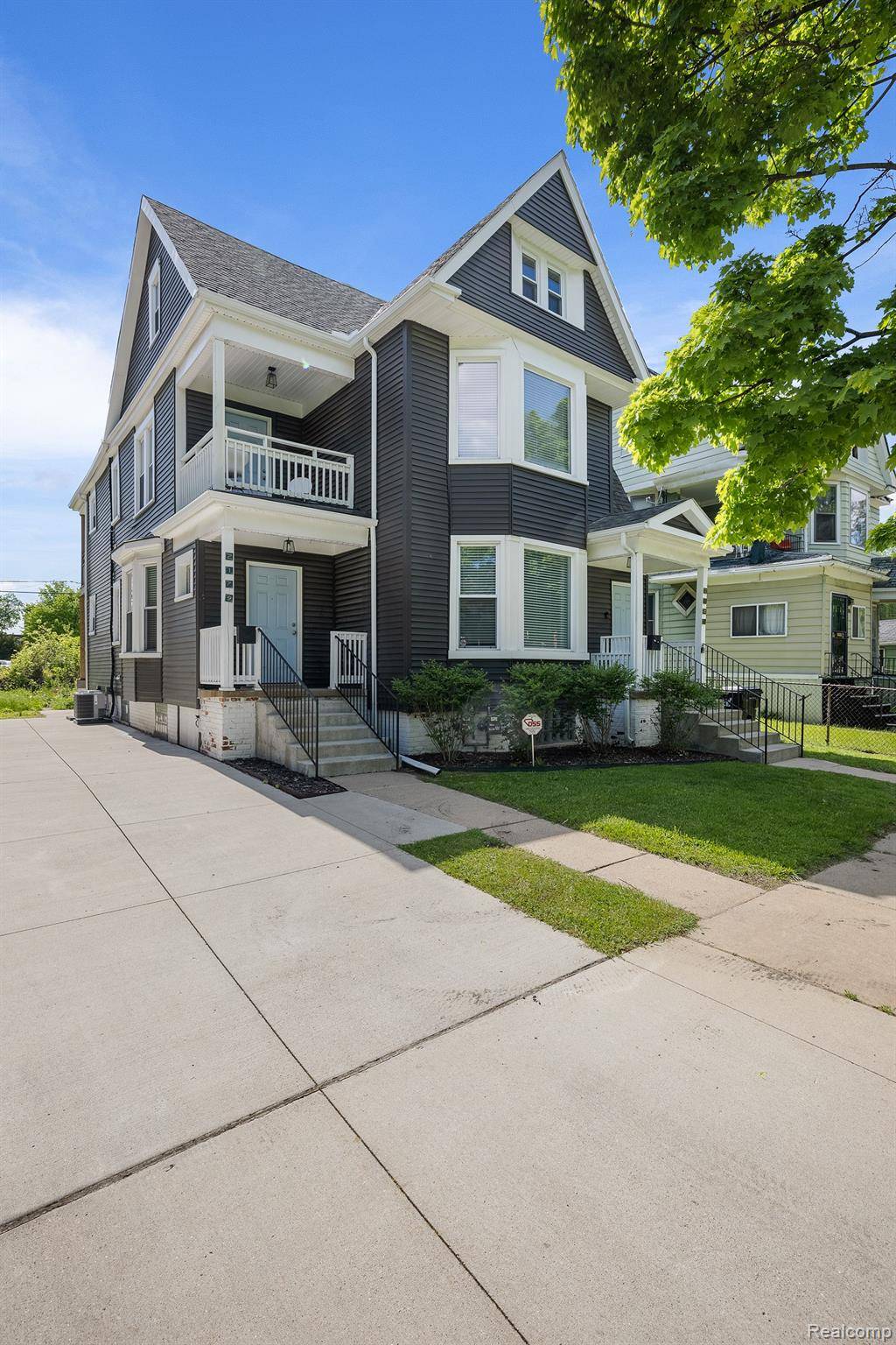 Detroit, MI 48214,2179 SHERIDAN ST