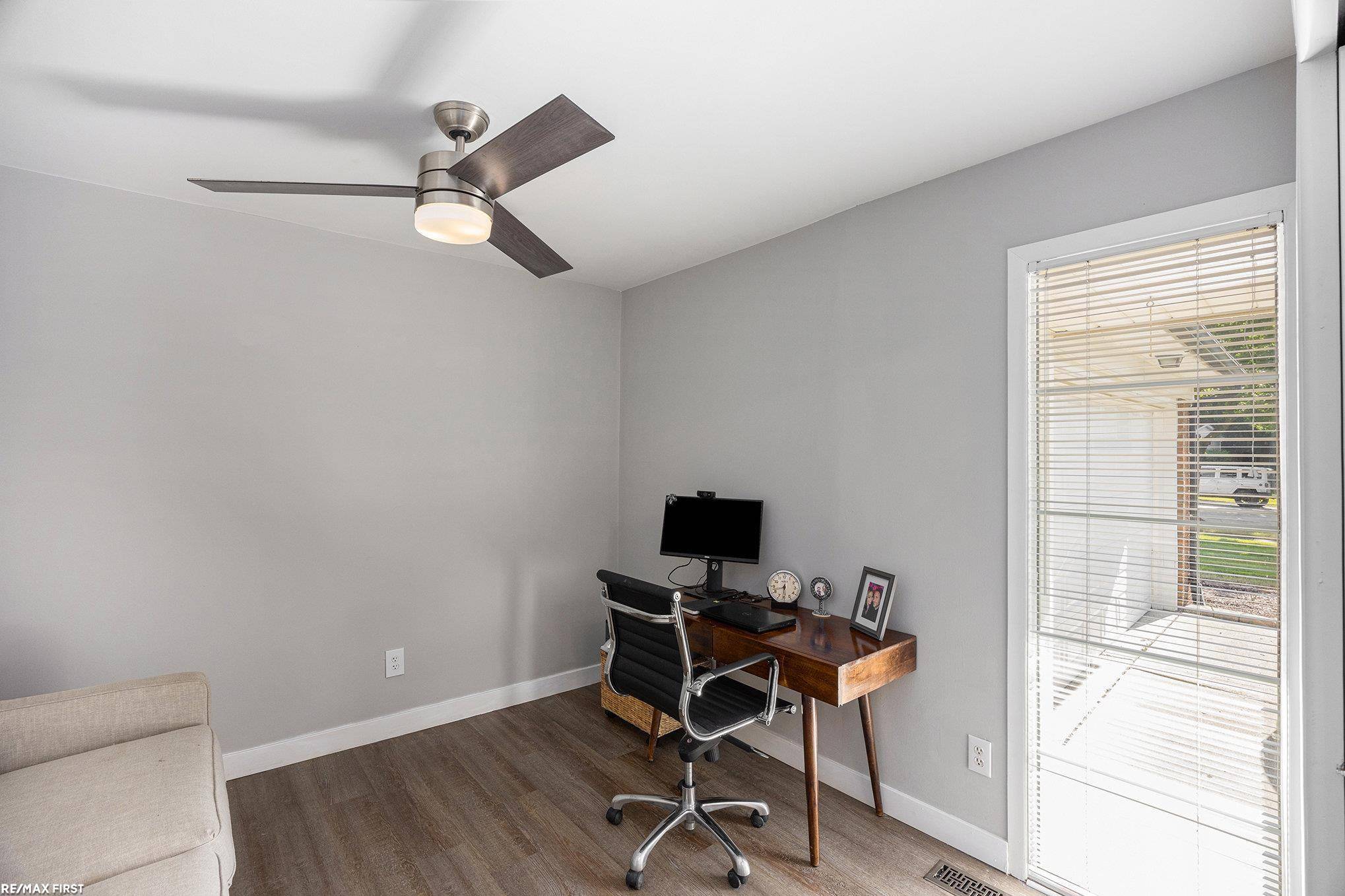 Troy, MI 48098,4036 Wentworth DR