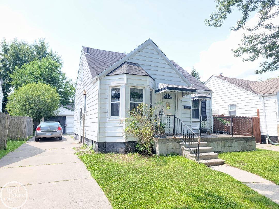 Harper Woods, MI 48225,19976 Kenosha ST