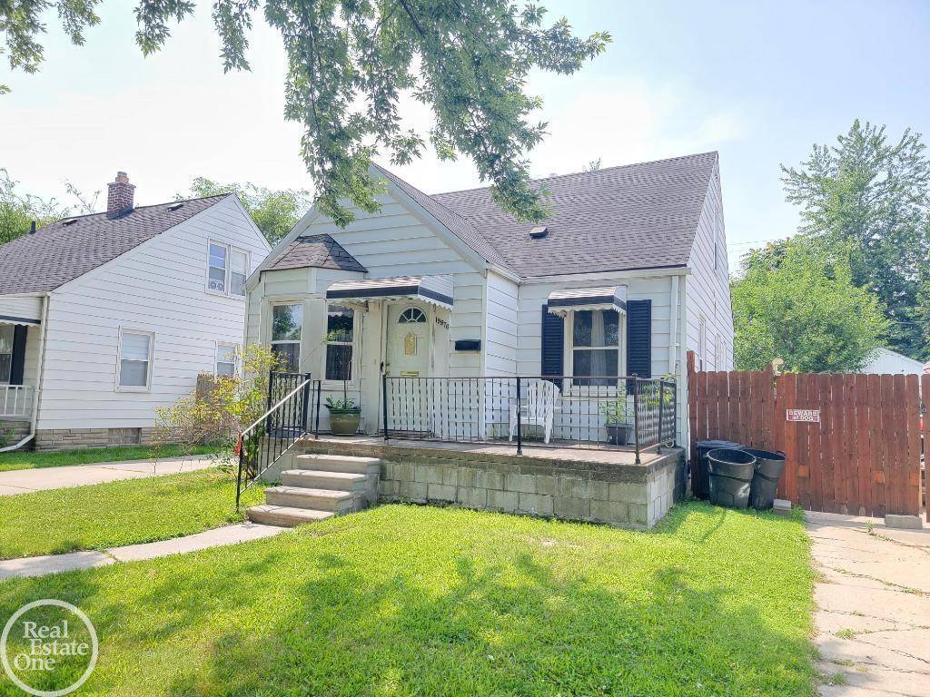 Harper Woods, MI 48225,19976 Kenosha ST