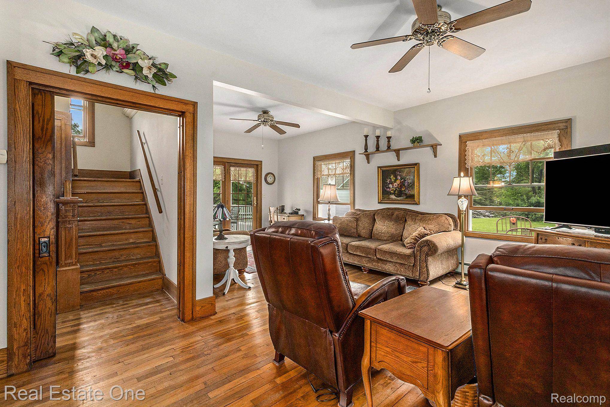 White Lake, MI 48383,5940 WHITE LAKE RD