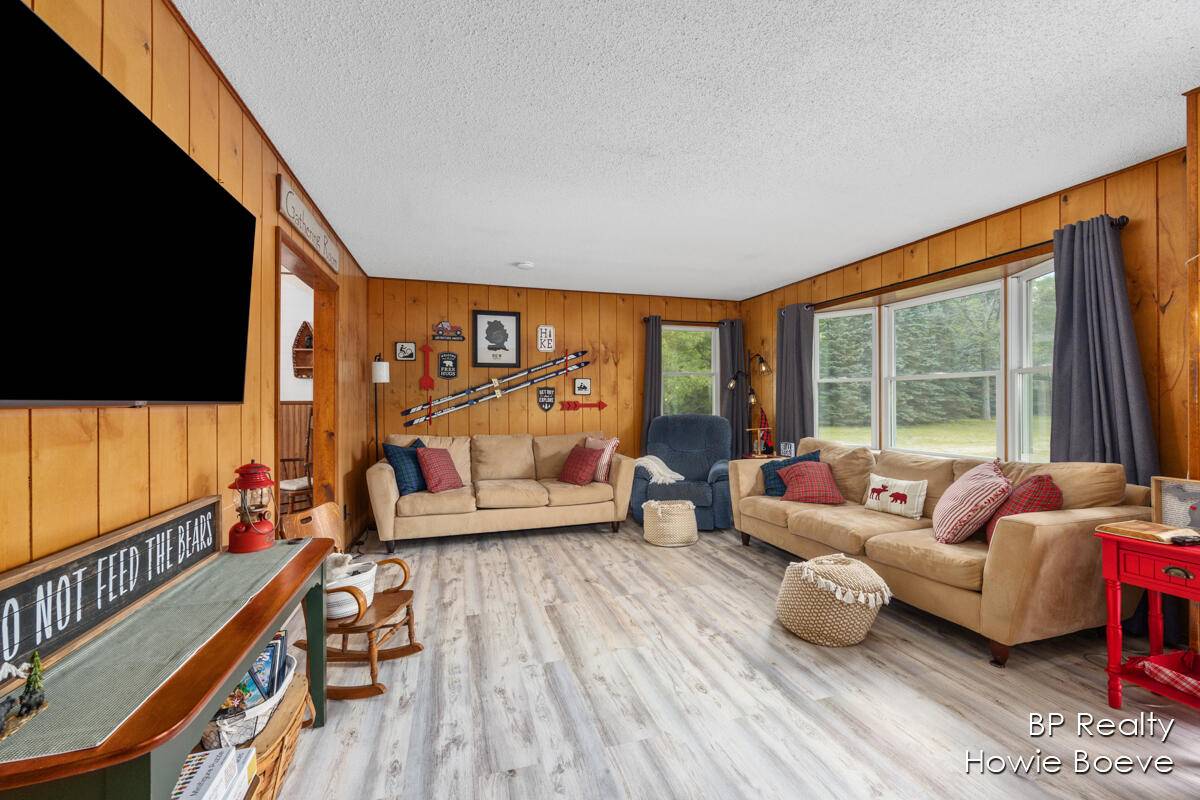 Brethren, MI 49619,3280 N Highbridge RD