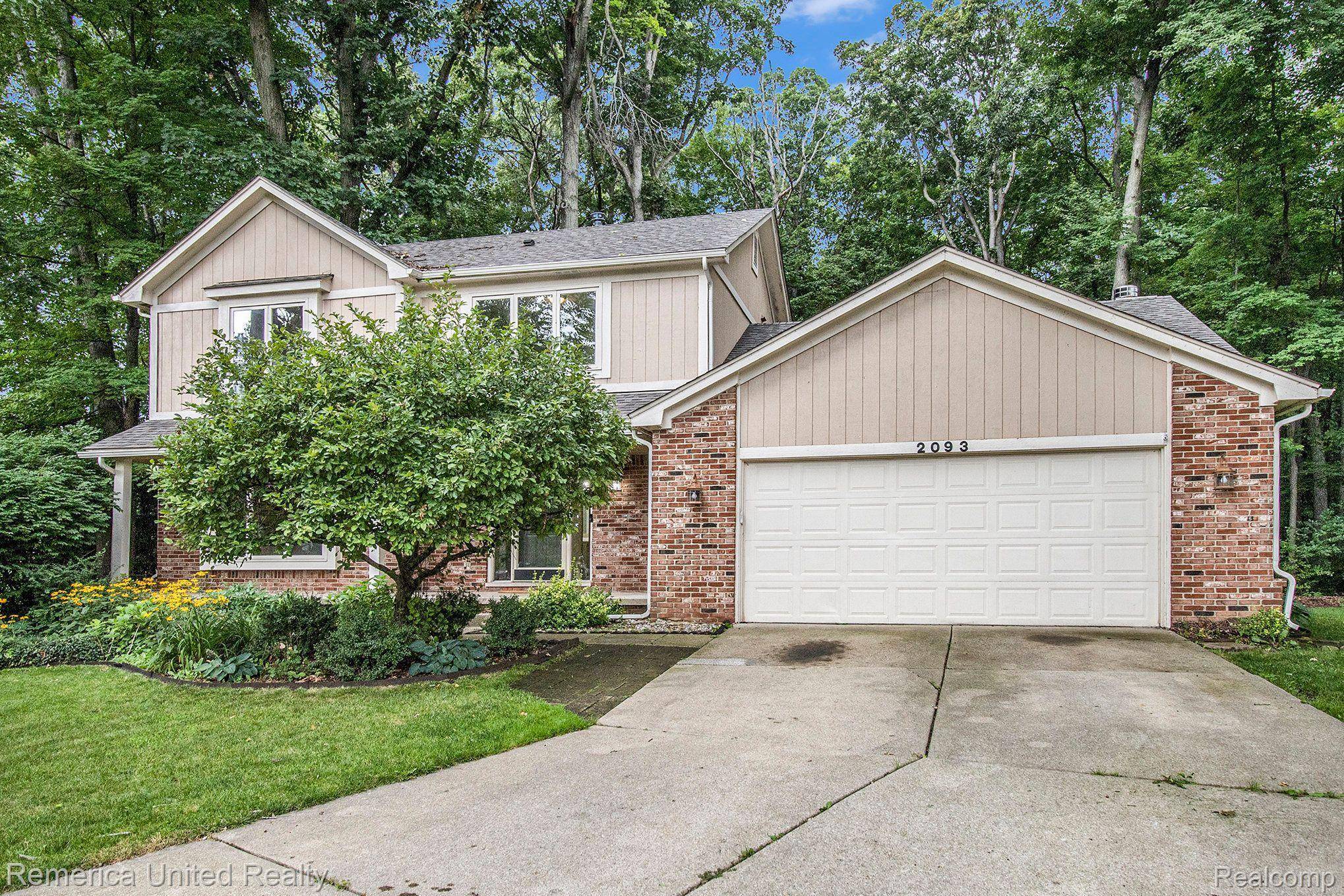 Wixom, MI 48393,2093 DOWNHAM DR