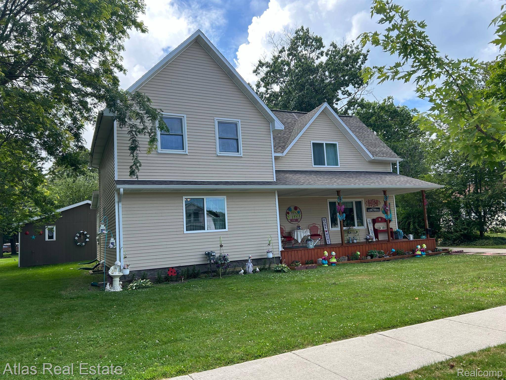 Harbor Beach, MI 48441,211 S 2ND ST