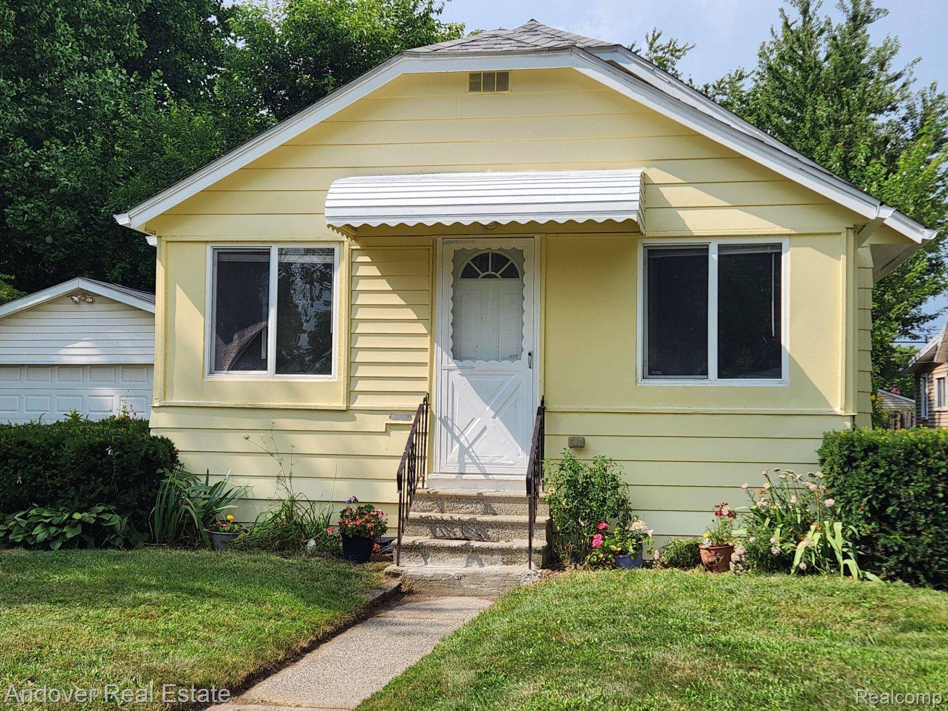 Pontiac, MI 48340,88 W CHICAGO AVE