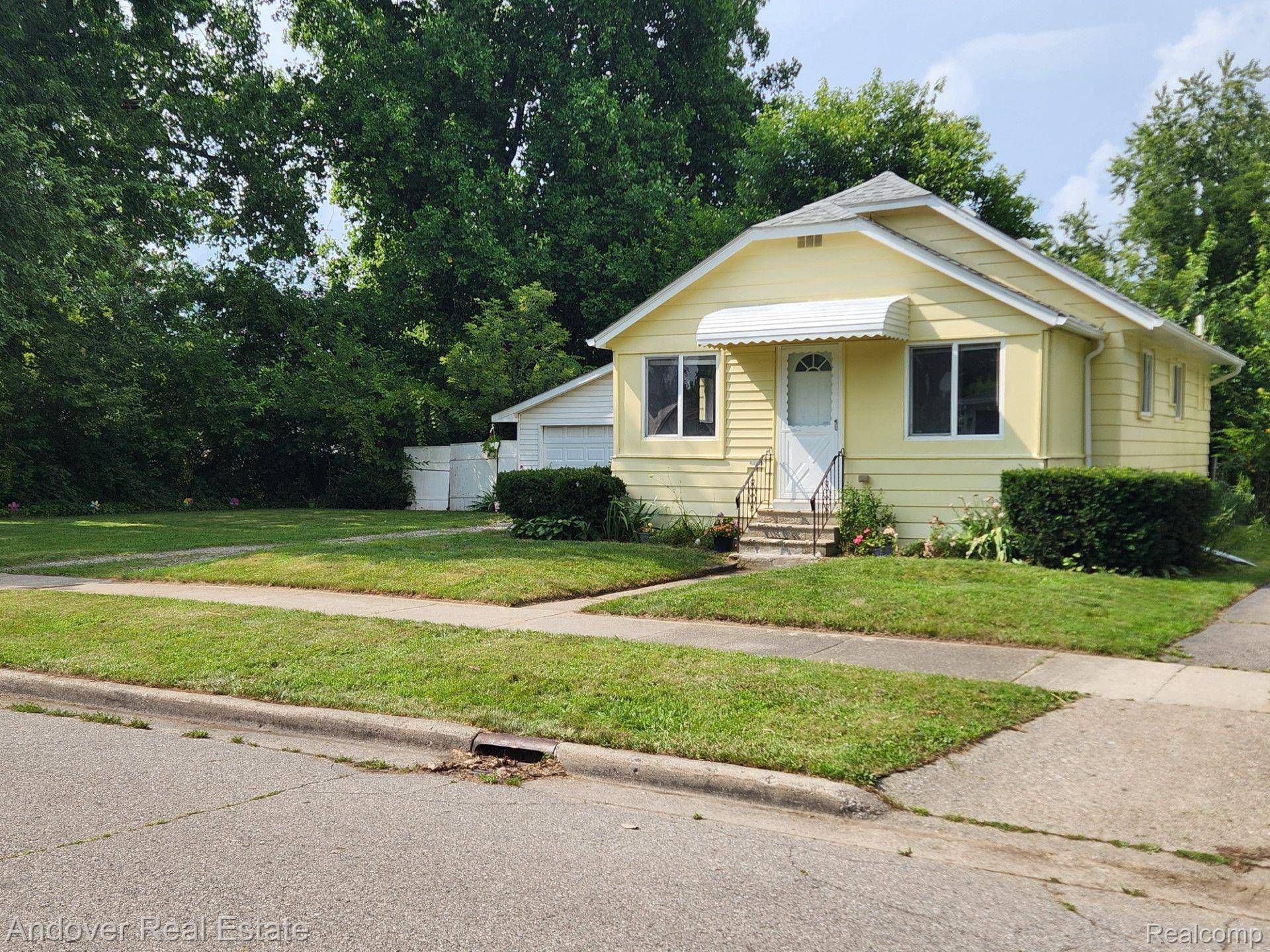 Pontiac, MI 48340,88 W CHICAGO AVE