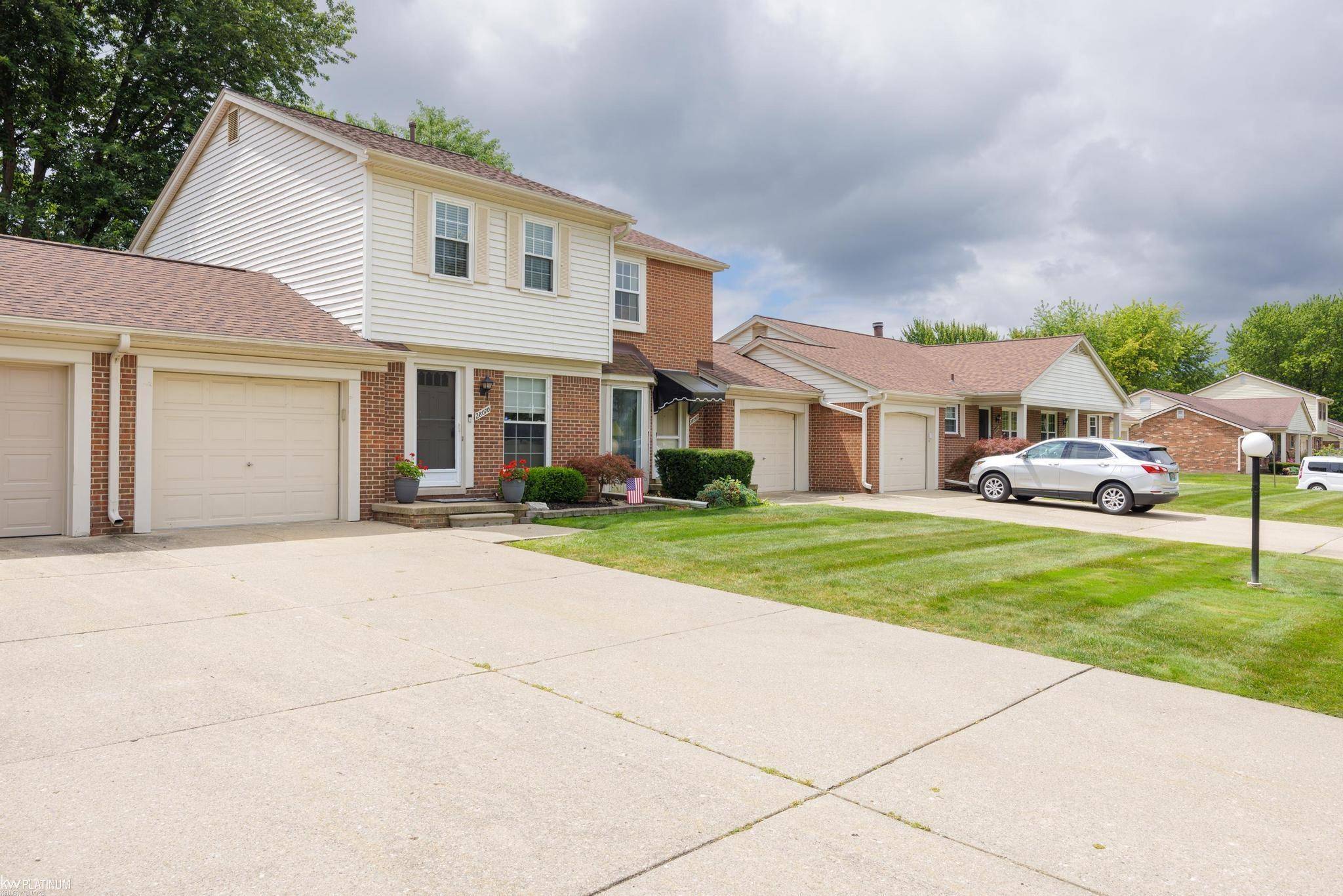 Harrison Twp, MI 48045,28070 COLERIDGE ST