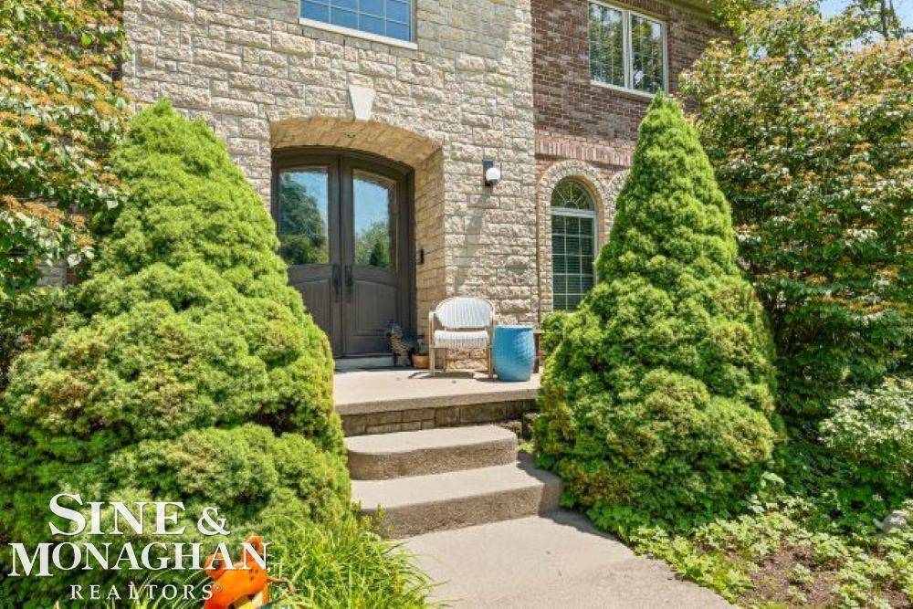 Grosse Pointe Park, MI 48230,1036 Whittier RD