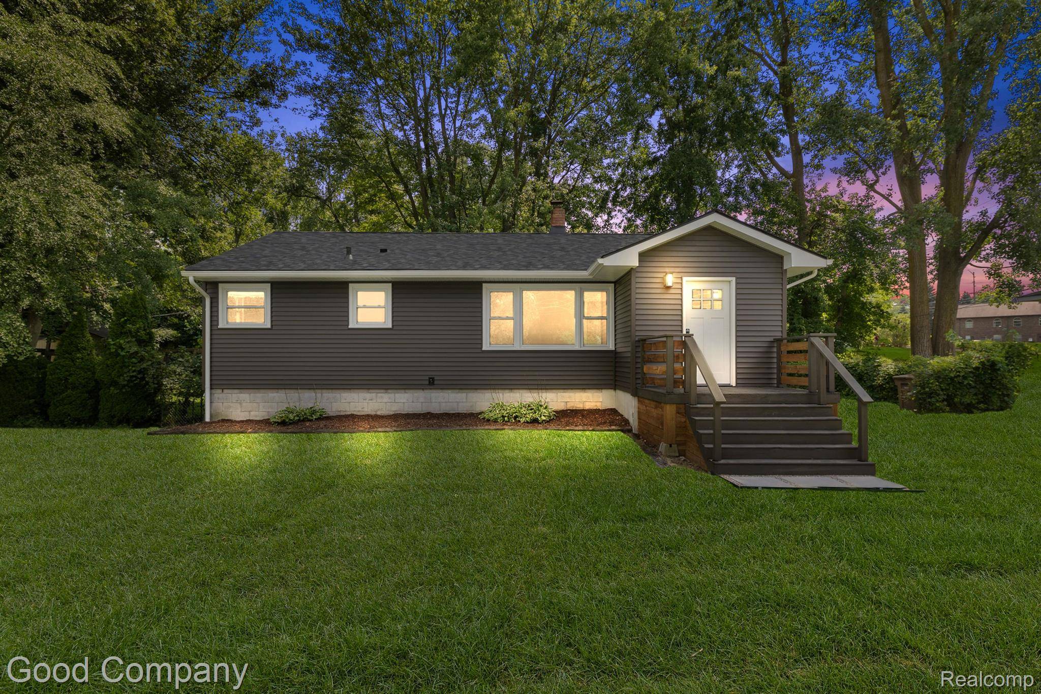 Pontiac, MI 48340,379 W BROOKLYN AVE