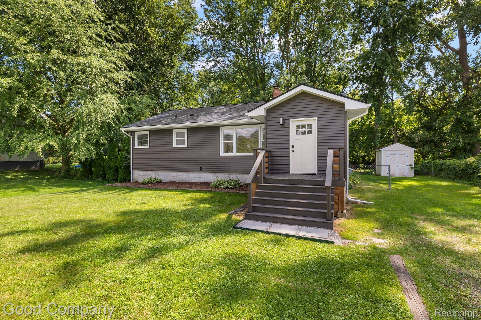 Pontiac, MI 48340,379 W BROOKLYN AVE