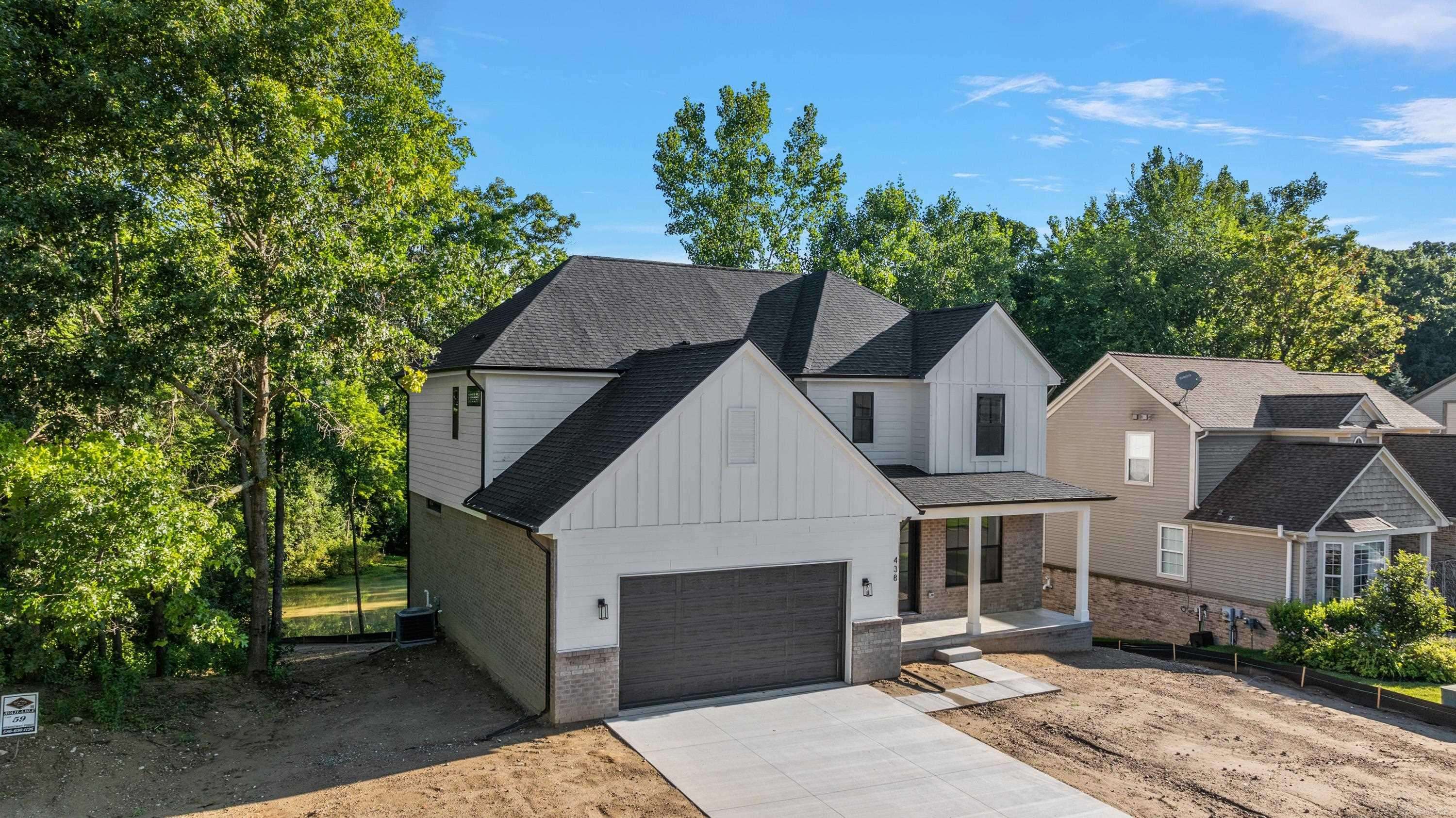 Orion Twp, MI 48359,438 Green Hill AVE